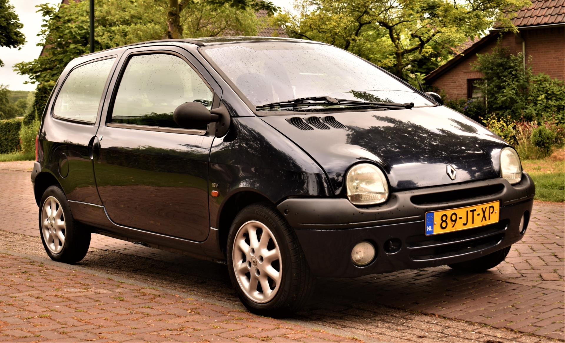 988415394/renault-twingo-image1.jpg