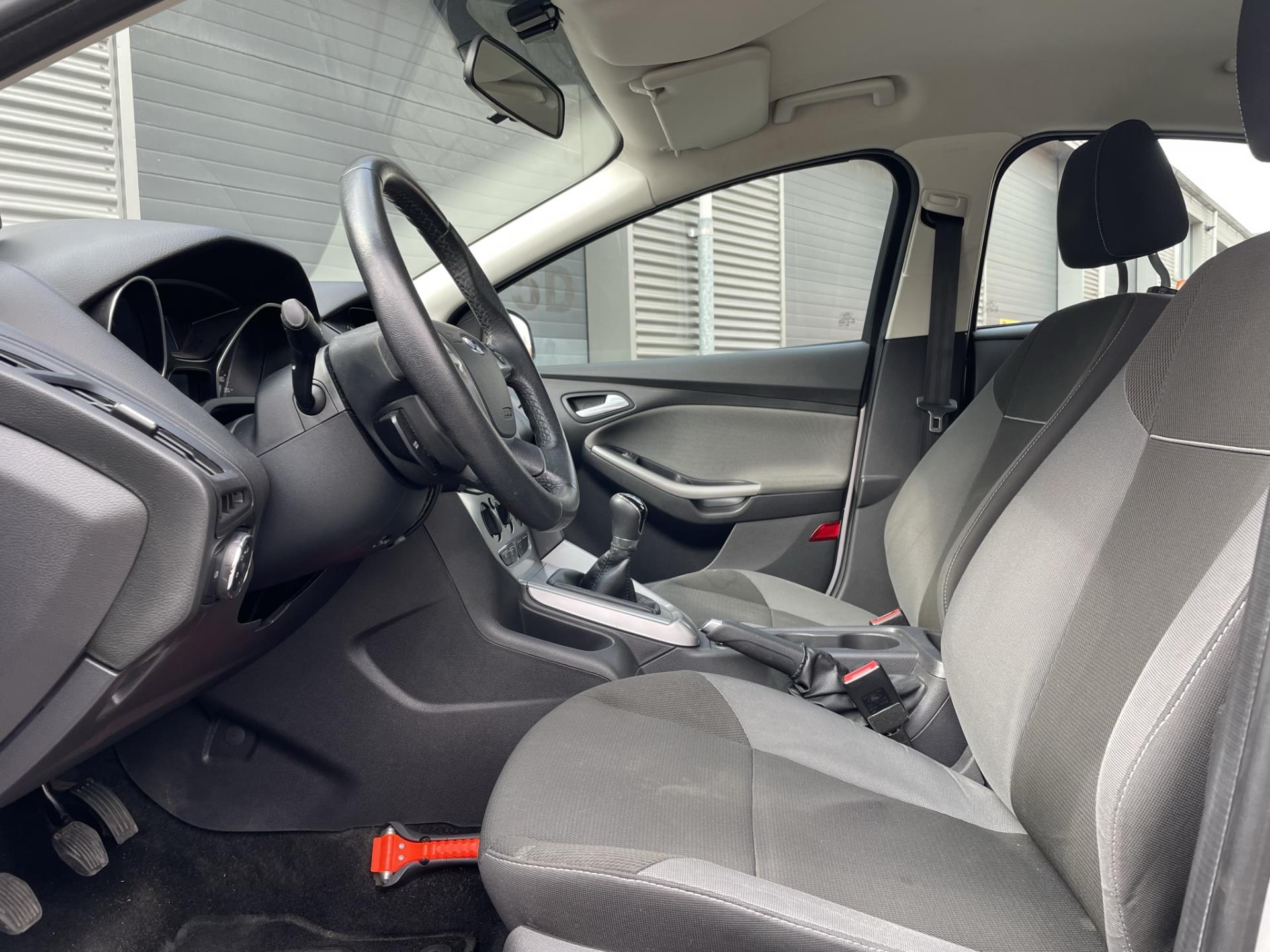 ford-focus-image9.jpg