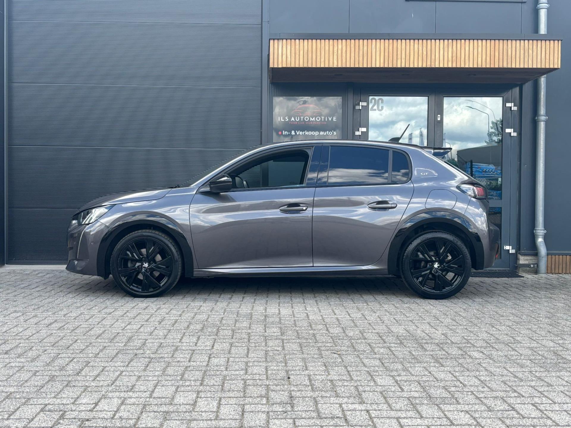 peugeot-208-image2.jpg