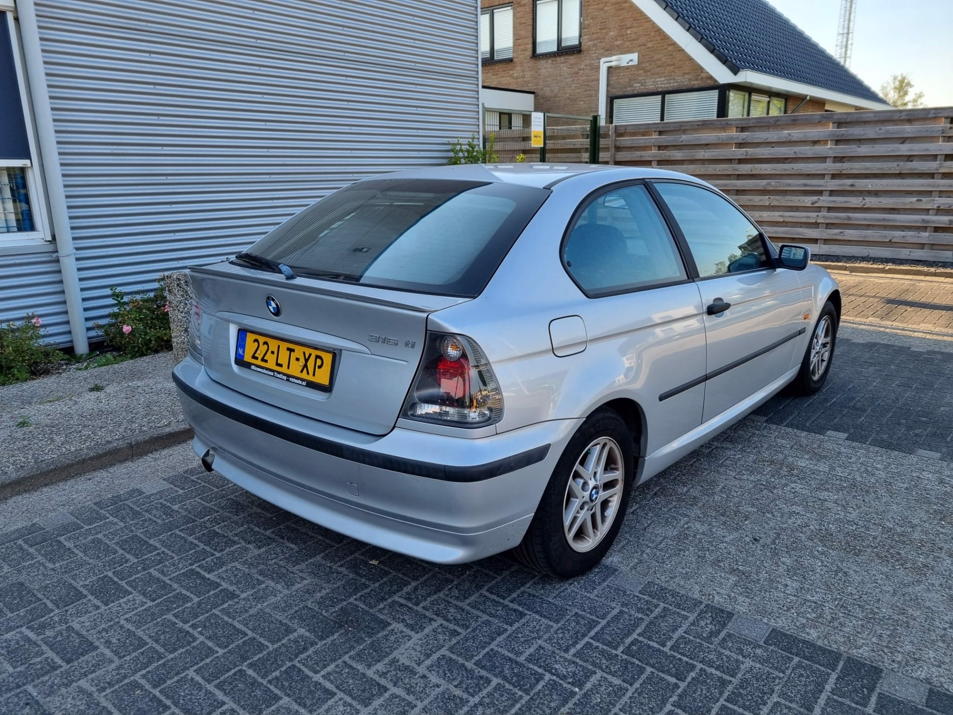 bmw-3-serie-image4.jpg