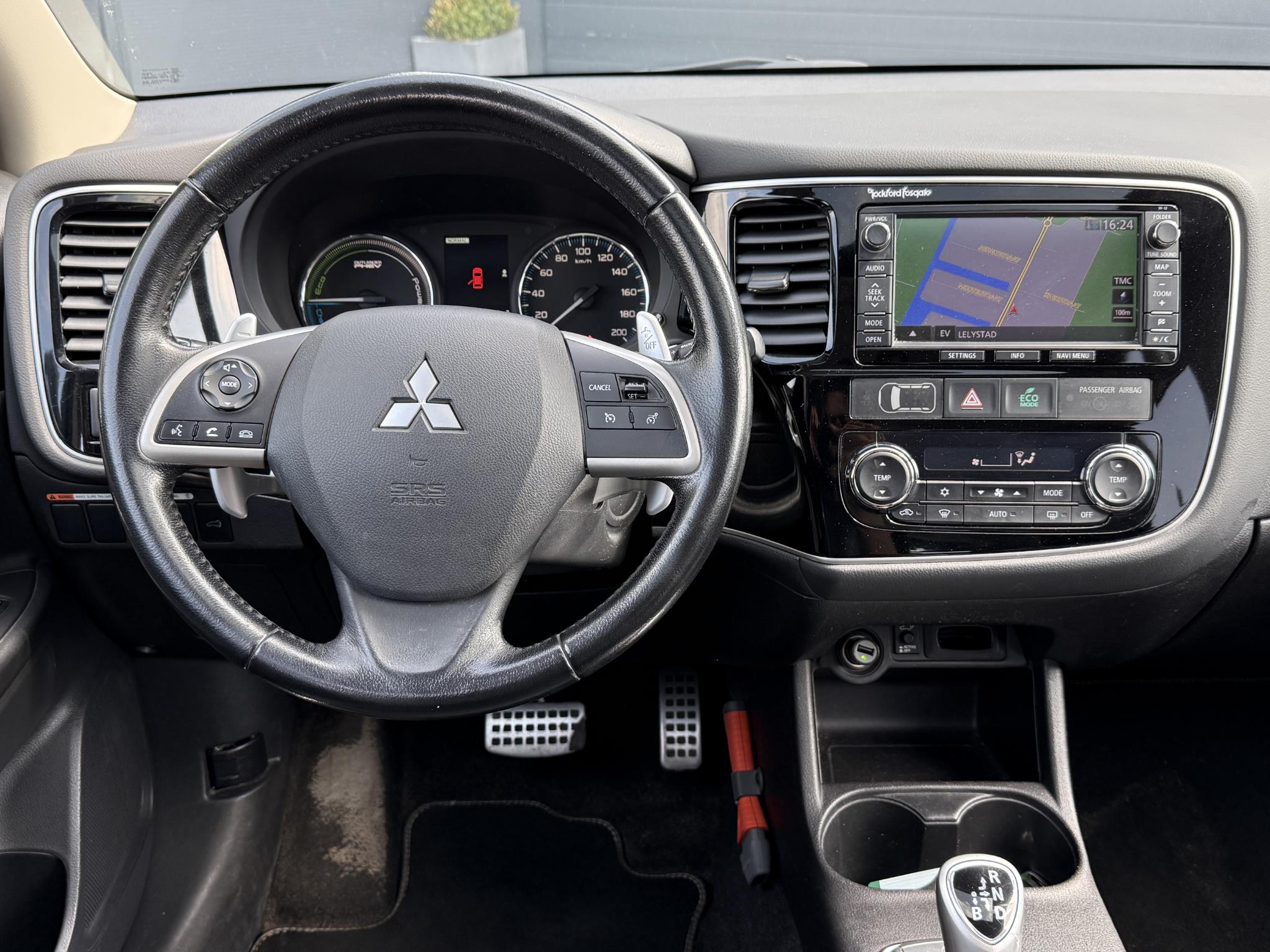 mitsubishi-outlander-image3.jpg