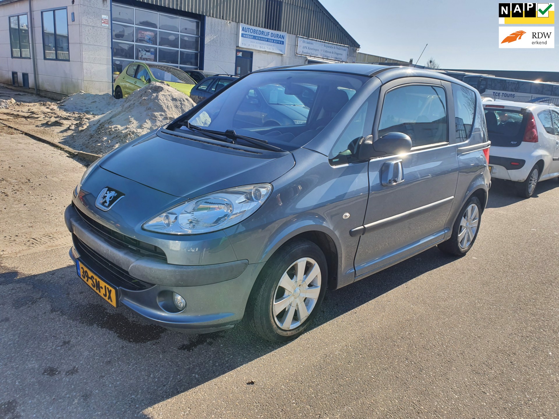 998108702/peugeot-1007-image1.jpg
