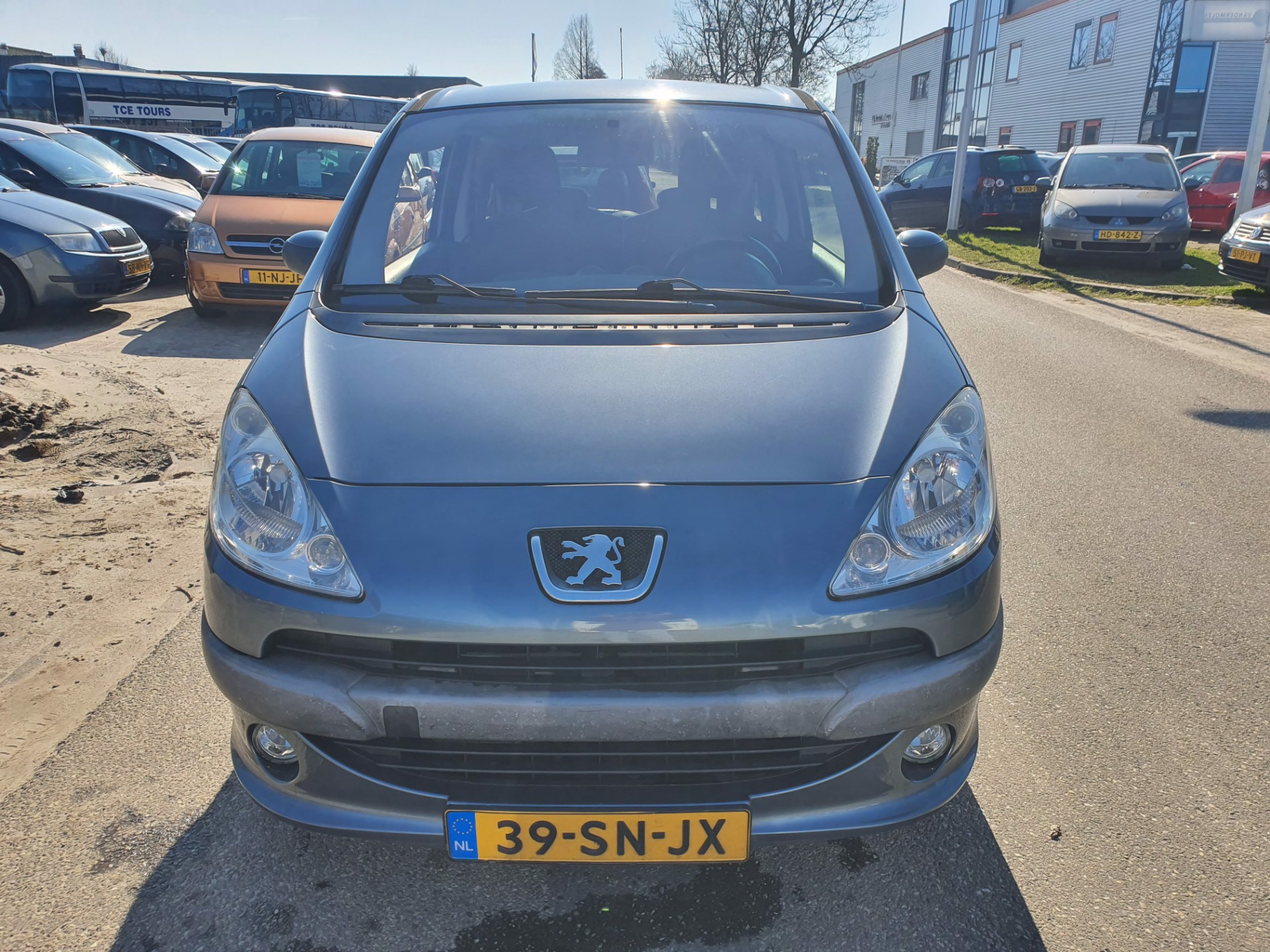 peugeot-1007-image8.jpg