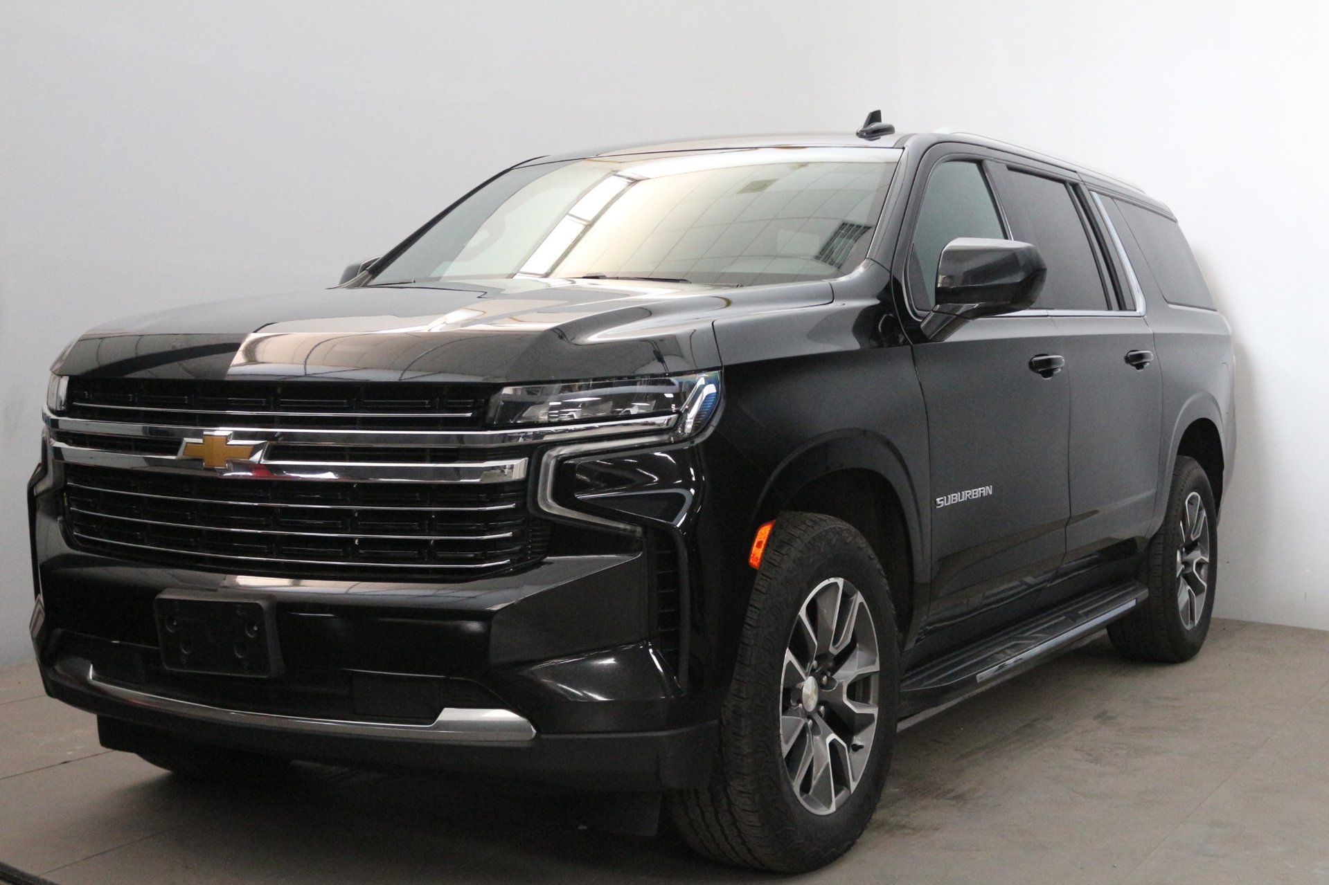 Chevrolet Suburban NIEUW MODEL , AMERIKAANSE TITEL, INVOER BETAALD