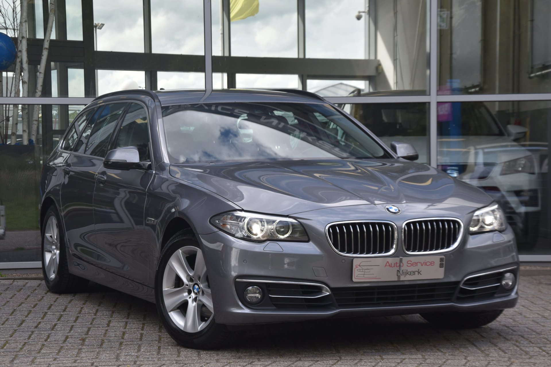 BMW 5 Serie Touring 520xd High Executive | HUD | ACC | Leder | Camera | Xenon