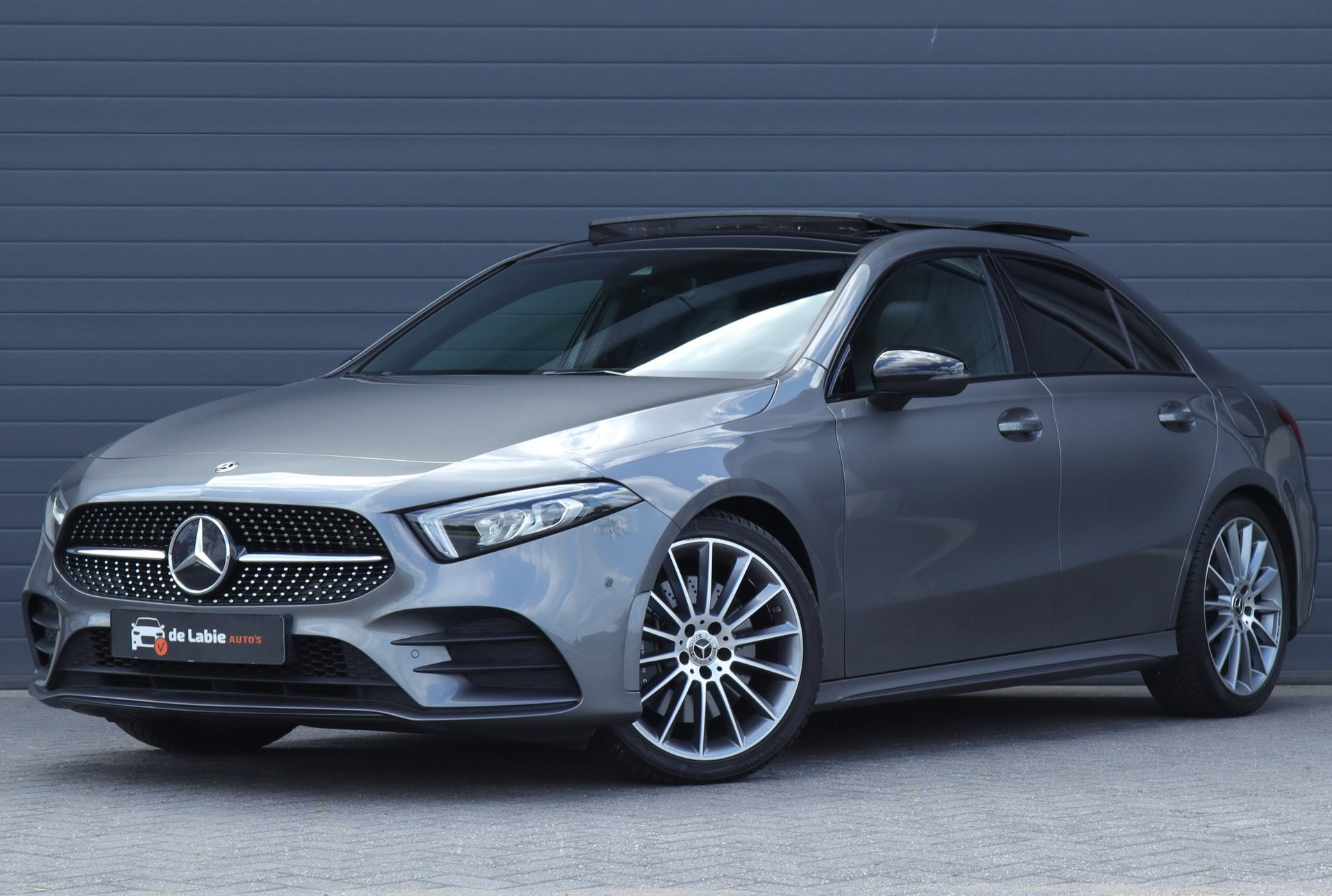 Mercedes-Benz A-Klasse A-Klasse A 250 A250 4Matic AMG Line sedan / sfeerverlichting / pano /carplay