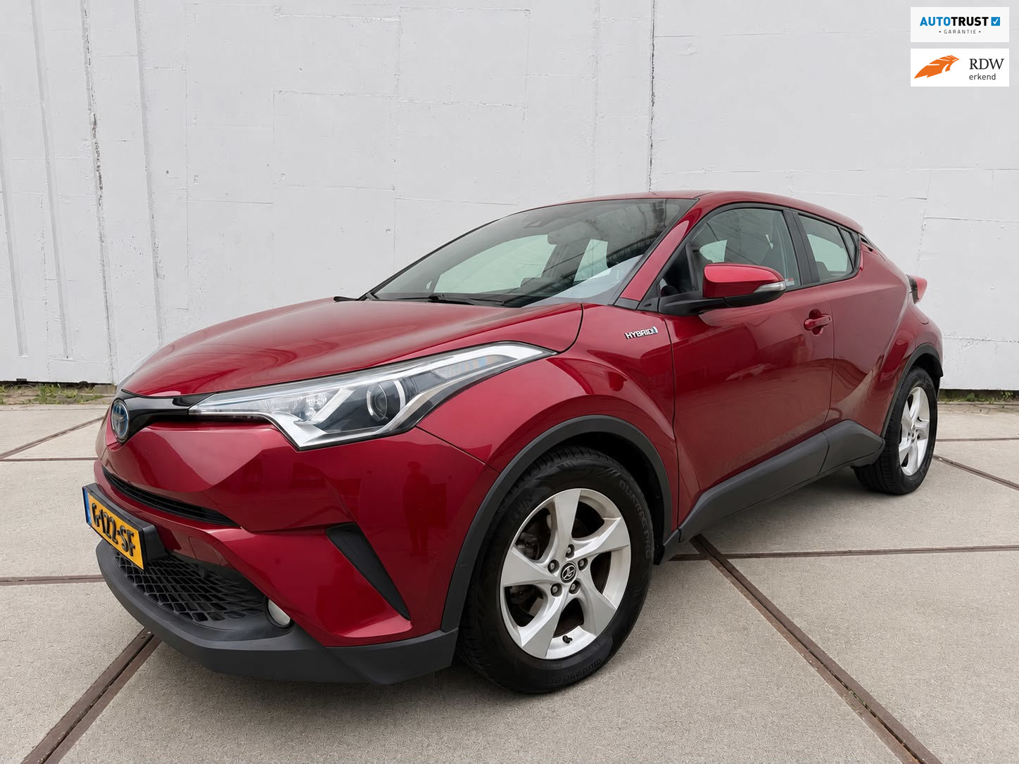Toyota C-HR 1.8 Hybrid Bi-Tone