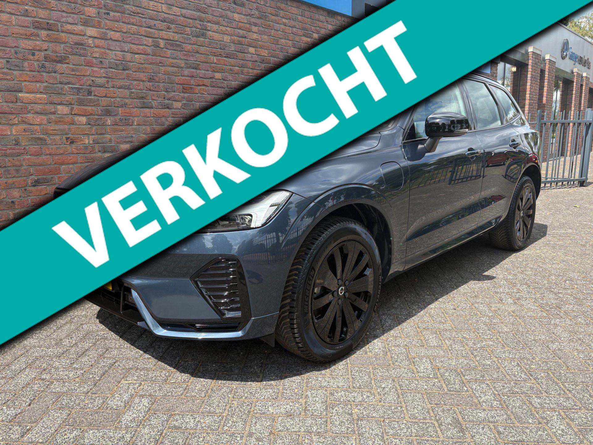 Volvo XC60 2.0 T6 AWD Long Range Plus Dark|Panoramadak|Camera|Leder