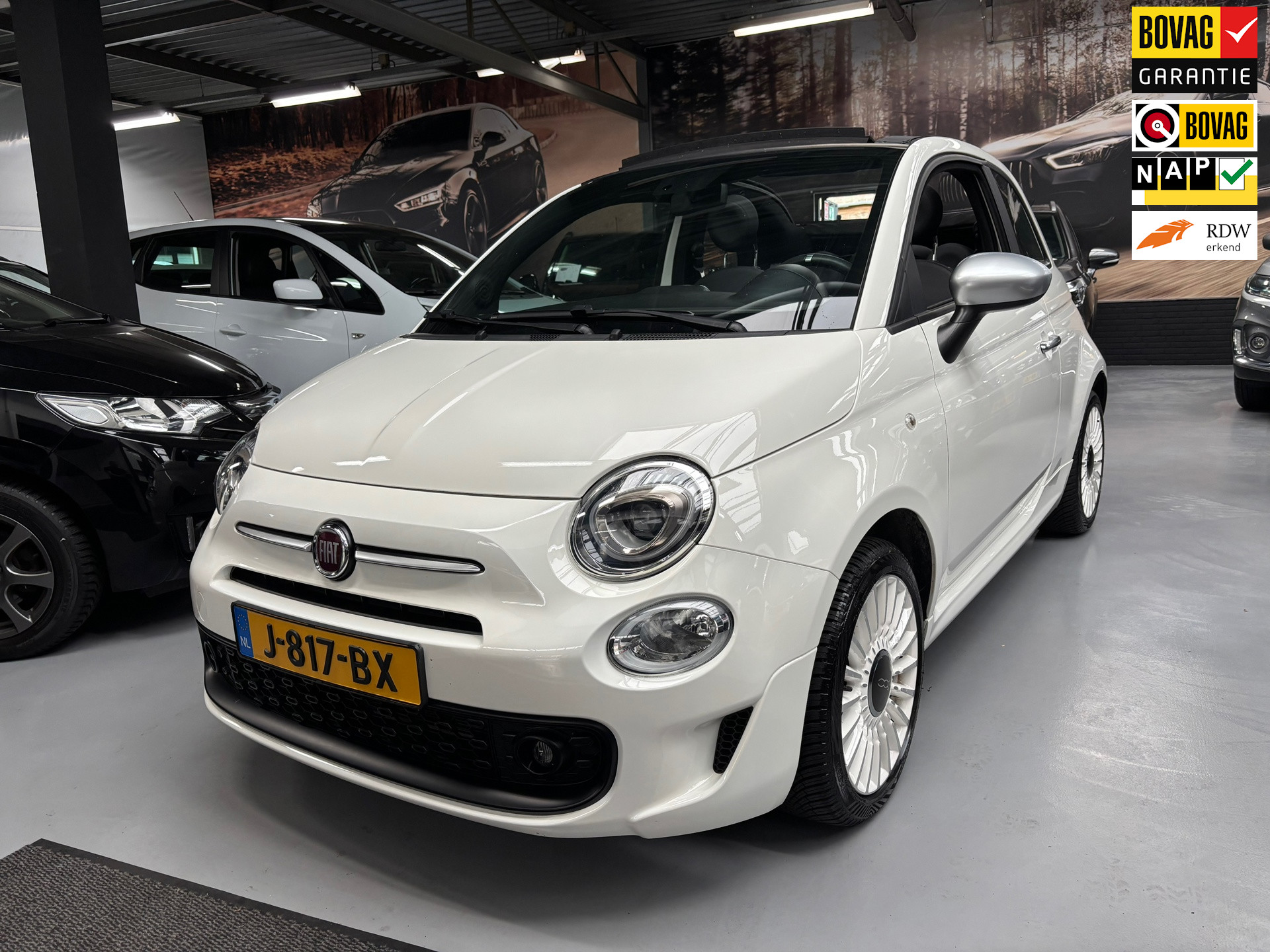Fiat 500C 1.0 Hybrid Rockstar / Carplay