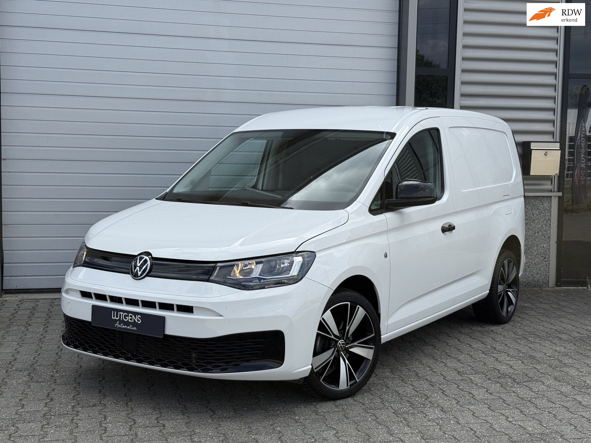 Volkswagen Caddy Cargo 2.0 TDI Leder Rs stoelen Trekhaak Camera