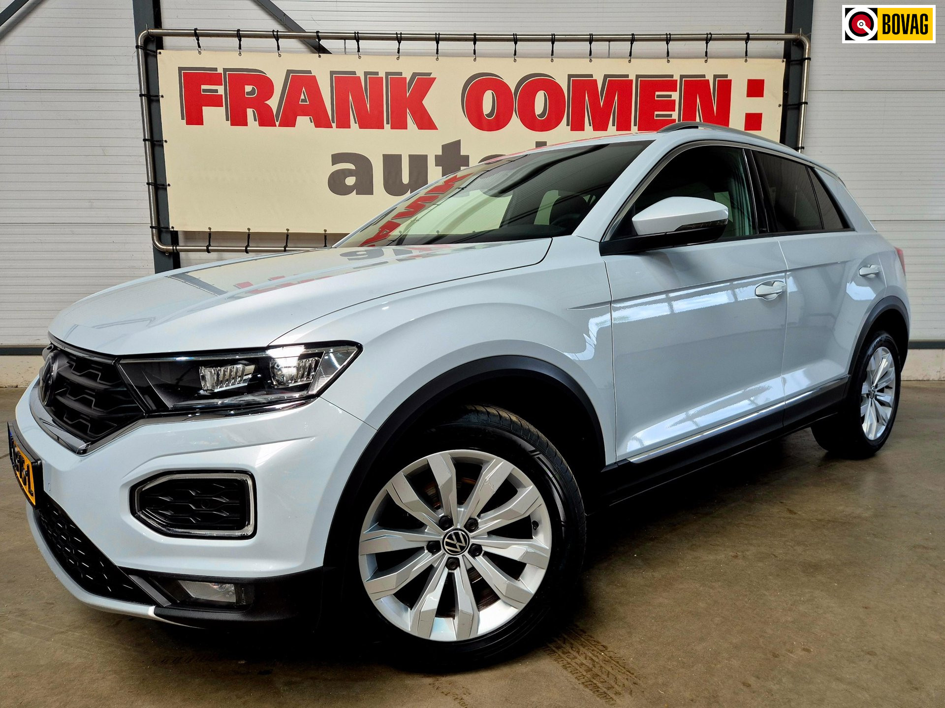 Volkswagen T-Roc 1.5 TSI 150PK Sport + OH Historie|LED|Sfeerverl.|Adaptive Cruise|Climate|Stoelverw.|Navi|Apple|Android|Camera