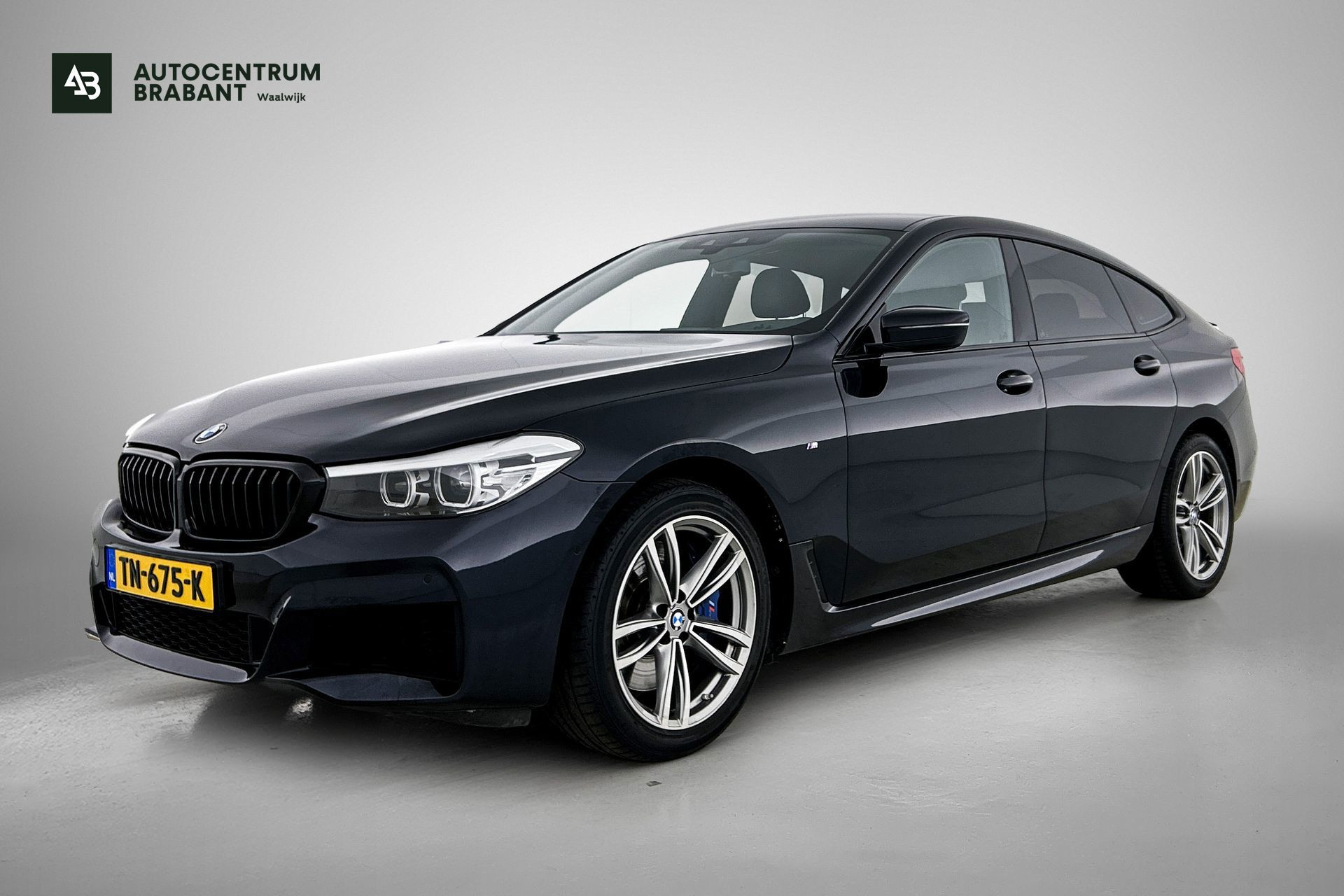 BMW 6 Serie Gran Turismo 630i High Executive M-SPORT (NL-auto, Dealer OnderH, Camera, Navi Pro, PDC V+A, StoelV, Etc)