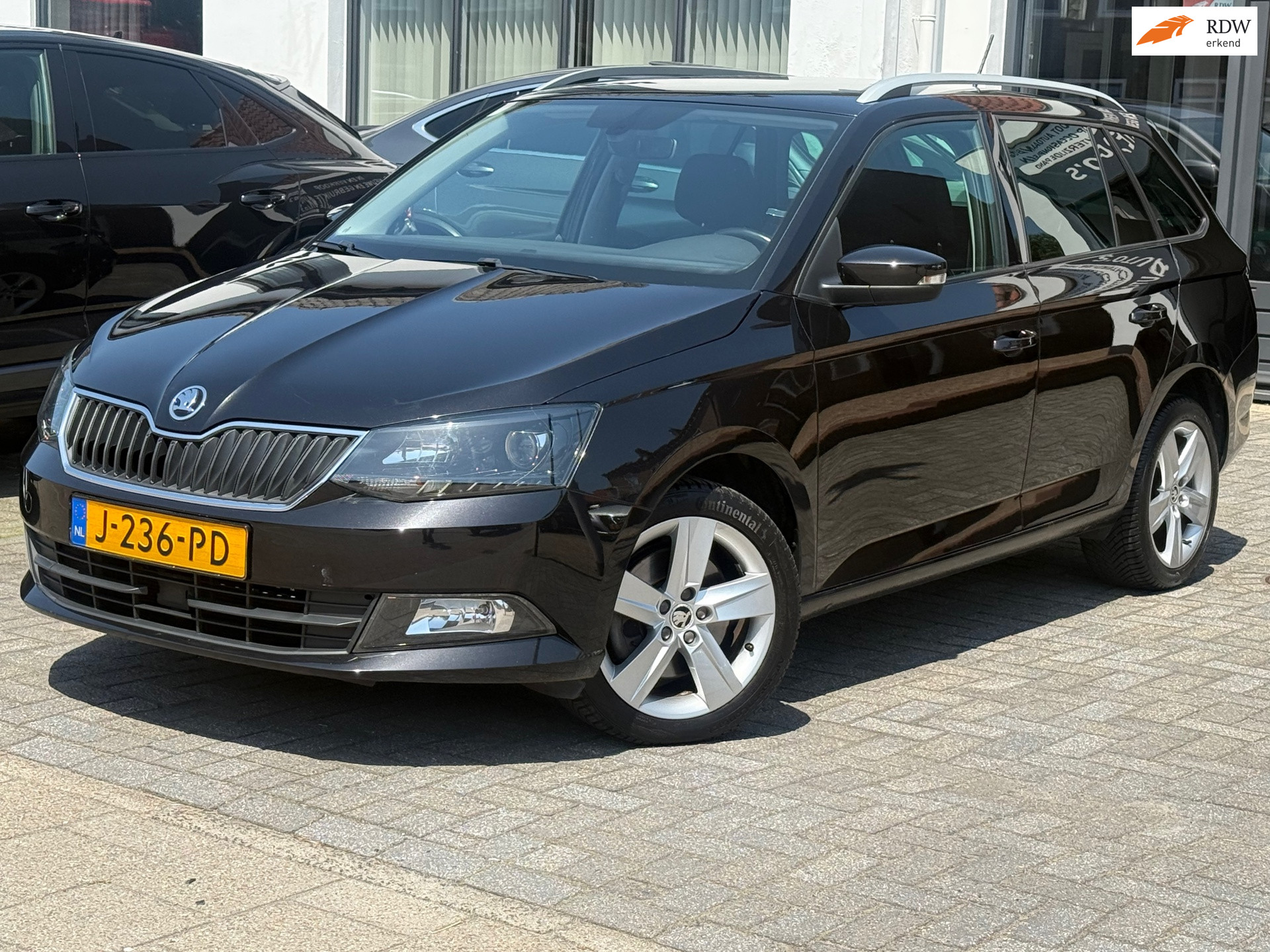 Škoda Fabia Combi 1.2 TSI Style, Trekhaak,Stoelverwarming,Cruise control,Climate control,L.M. Velgen