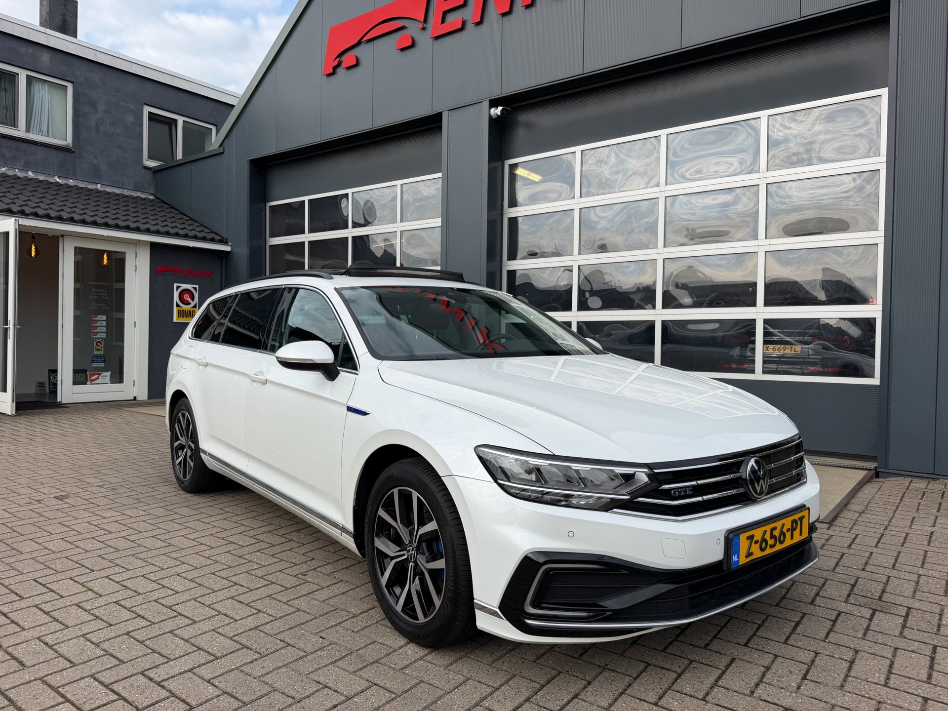 Volkswagen Passat Variant 1.4 TSI PHEV GTE Business / Pano / LED Matrix / ACC / SOH 93,5% / Massage /