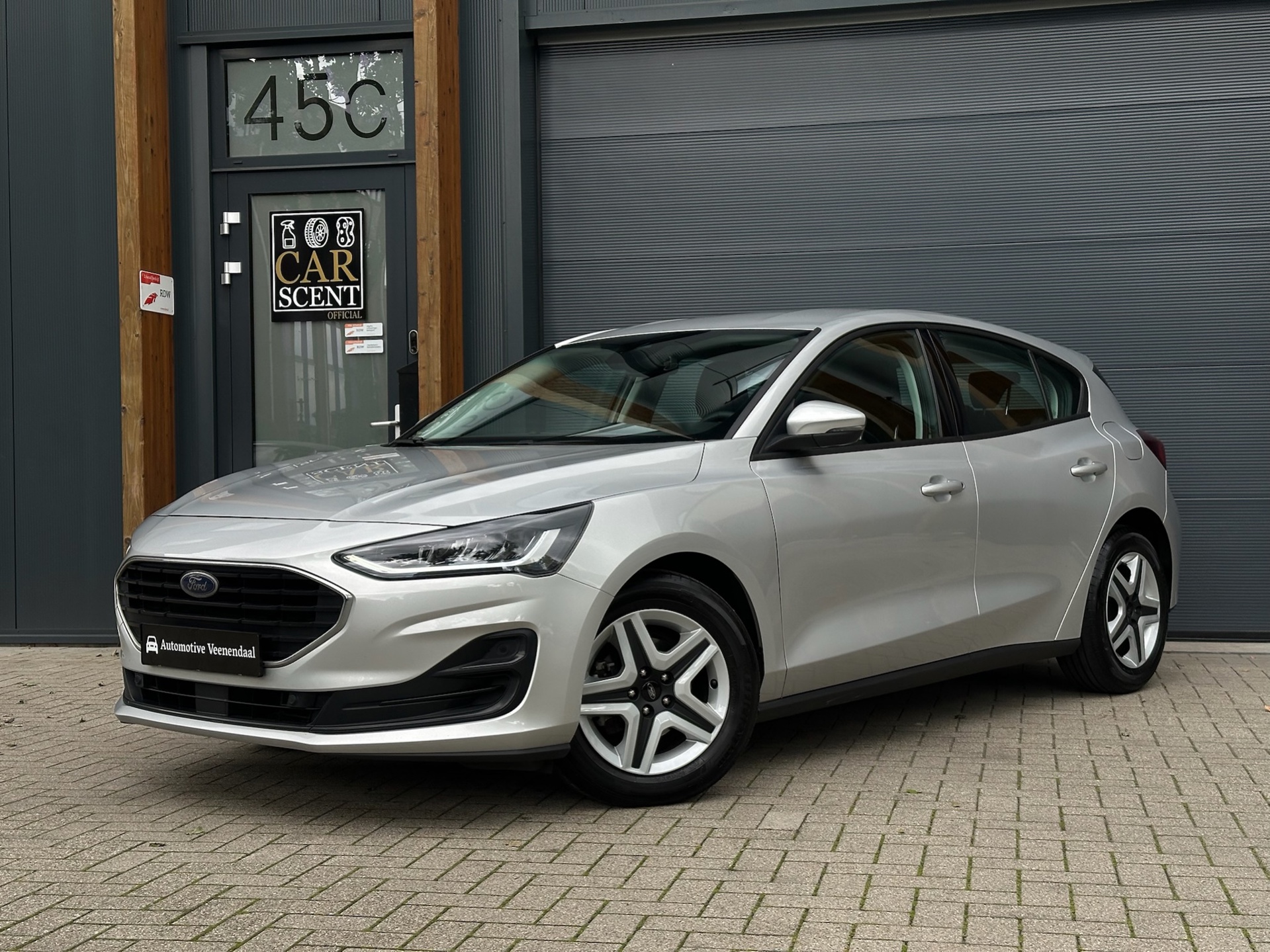 Ford Focus 1.0 EcoBoost Hybrid Connected Carplay, Cruise Control etc!