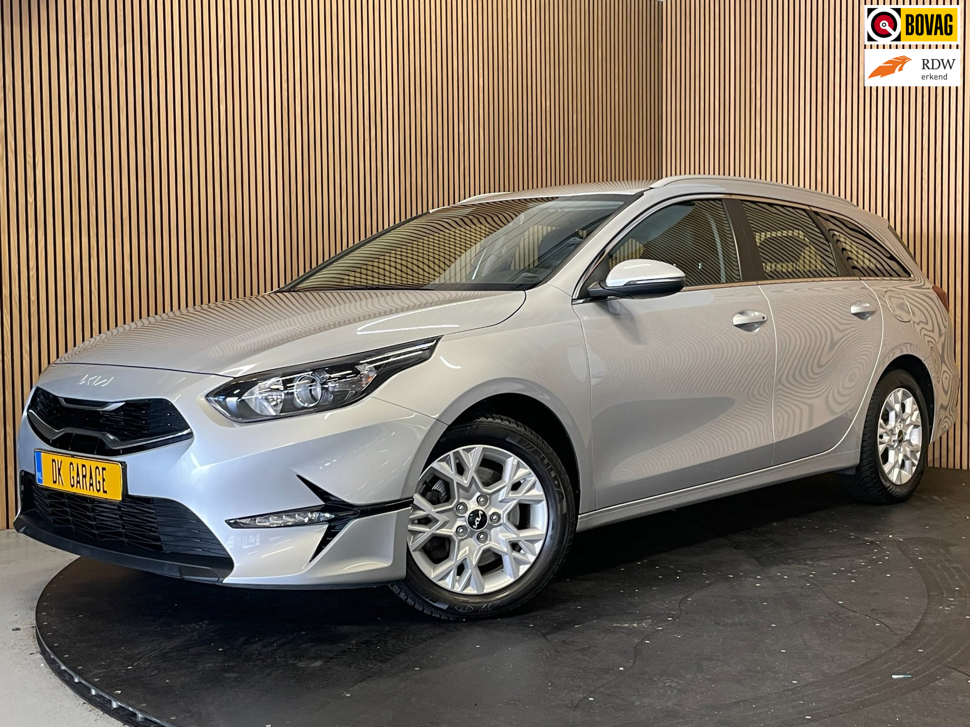 Kia Ceed Sportswagon 1.0 T-GDi DynamicPlusLine|120PK|1/2 LEDER|ANDROID|APPLE CARPLAY|CAMERA|CRUISE|CLIMATE|NAVI|1e EIG|INCL.BTW|