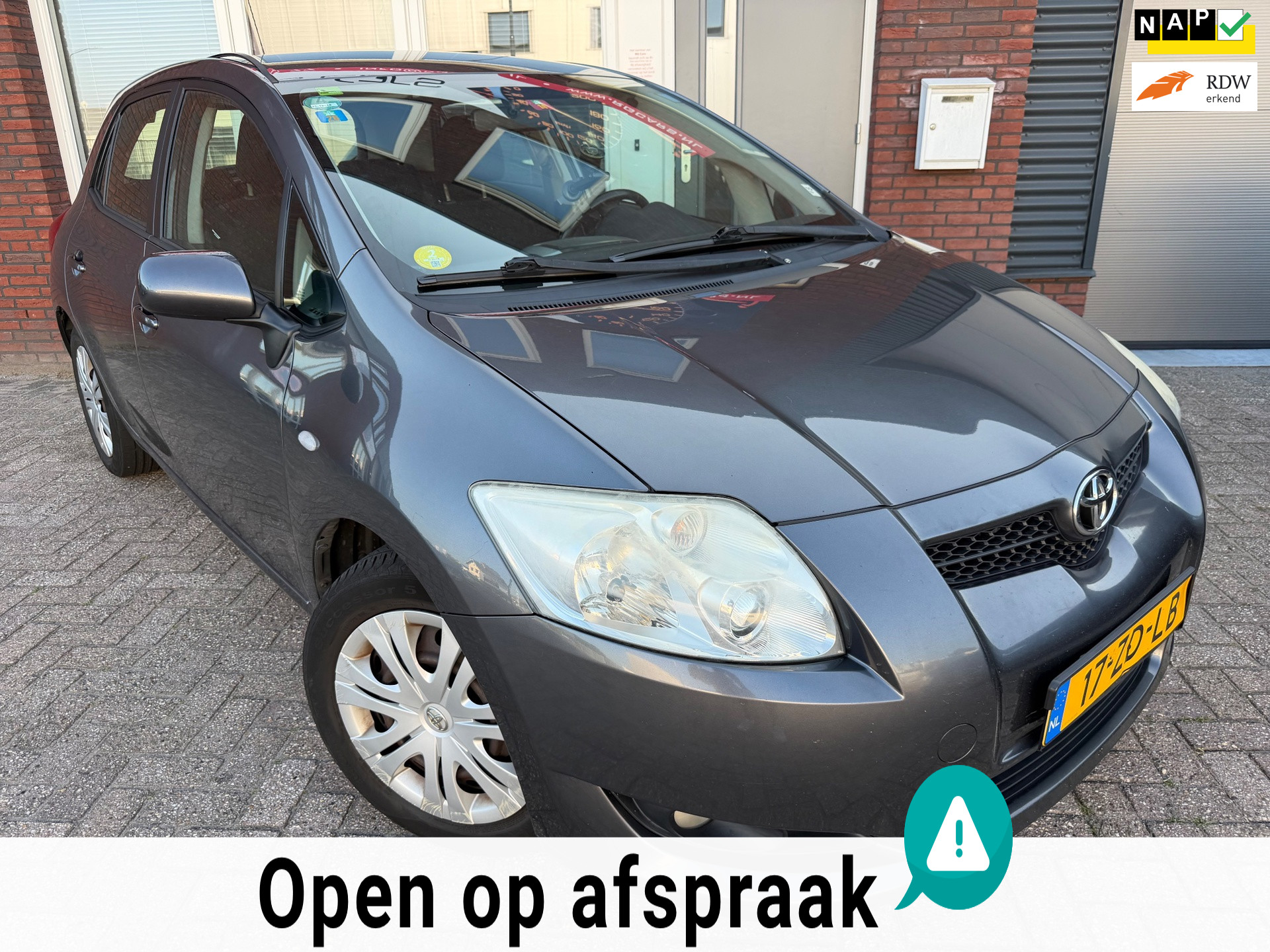 Toyota Auris 1.6-16V Sol / Navi / Clima / 5DRS / NAP