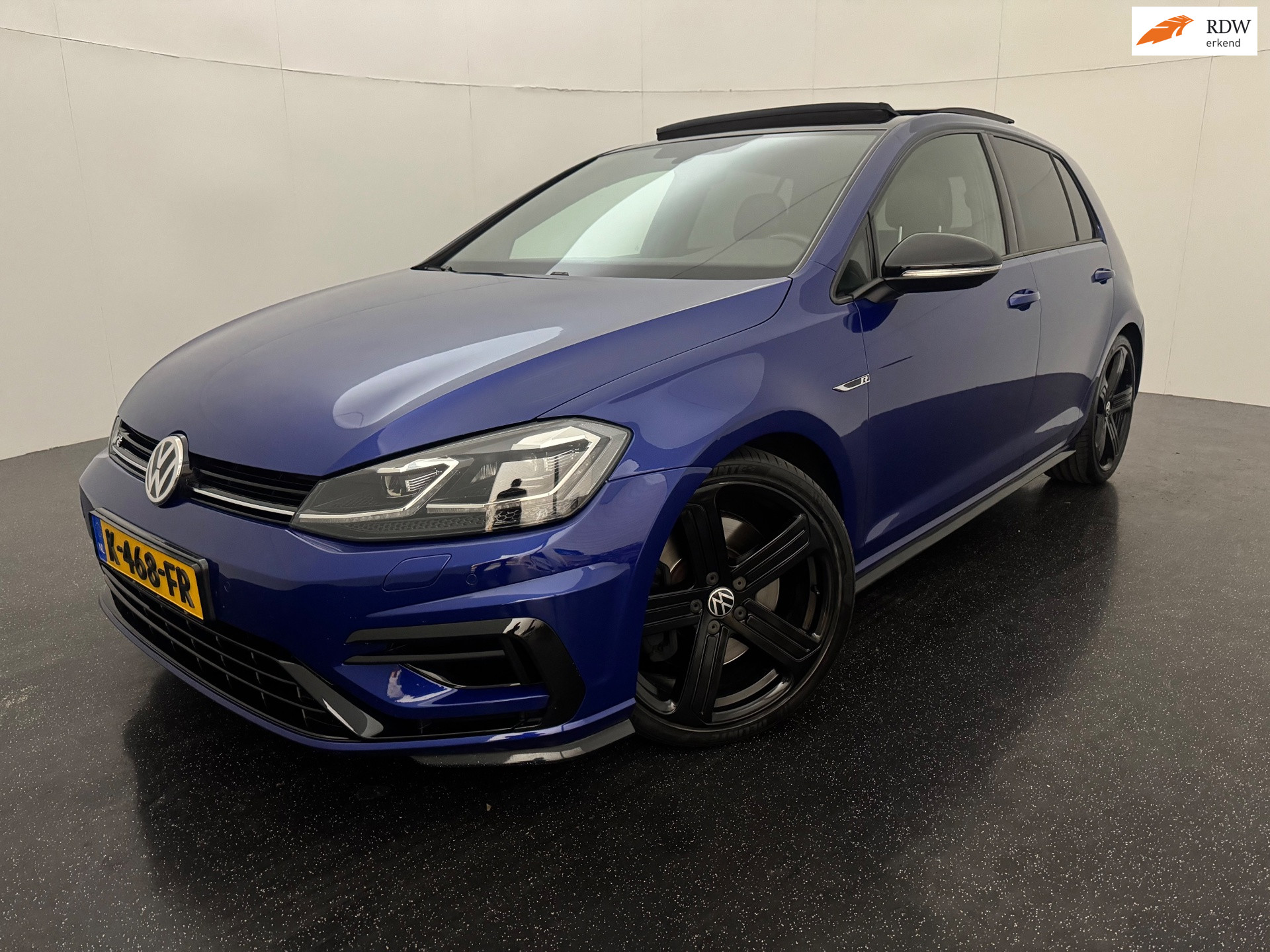 Volkswagen Golf 2.0 TSI 4Motion R PANO / AKRAPOVIC / Ad. Cruise / Leder