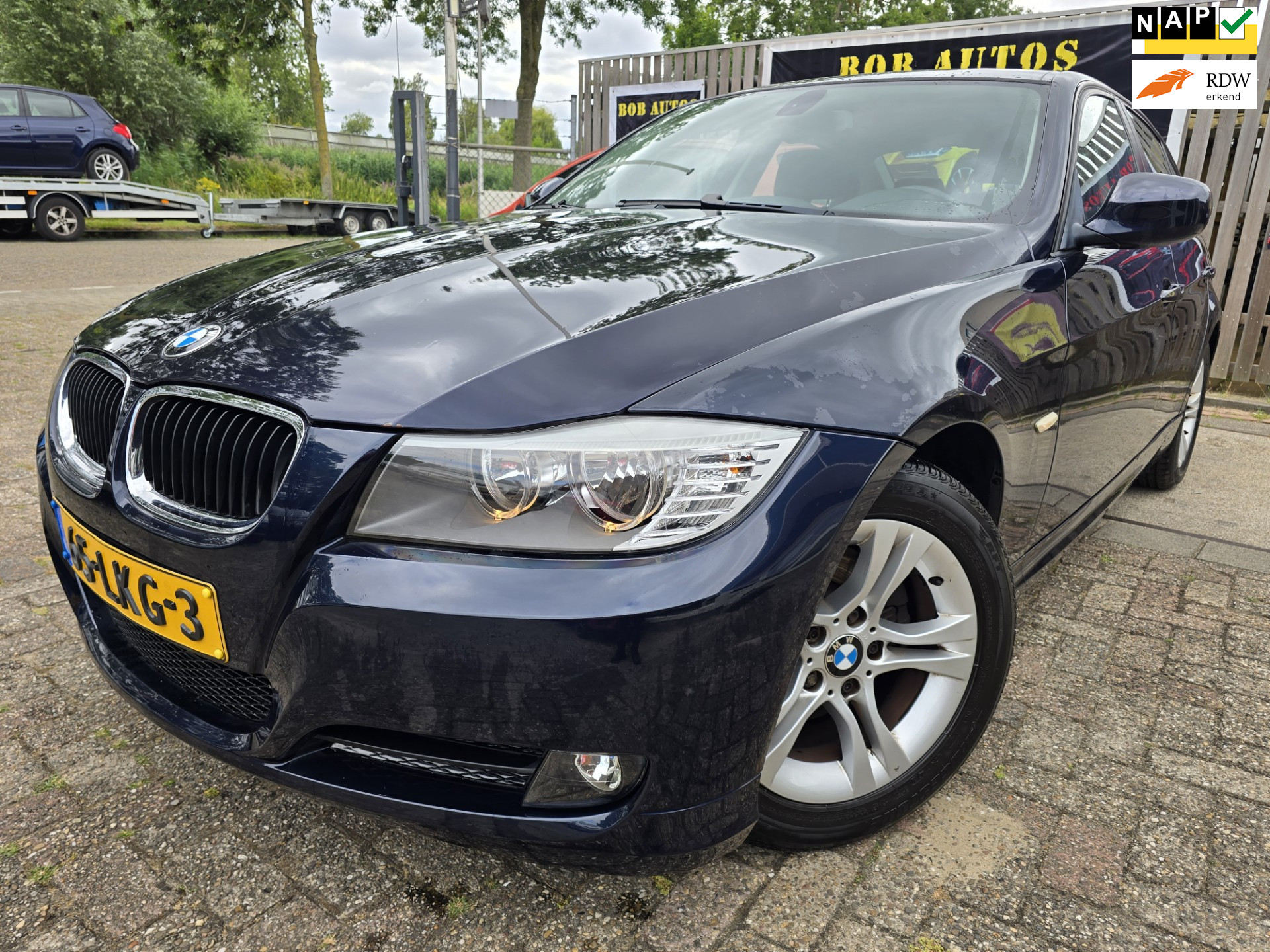 BMW 3-serie 316i Business Line/2e eigenaar/lage KM nap/navi/cruis/apk 26-05-2027/rijd schakelt perfect/inruilen is mogelijk