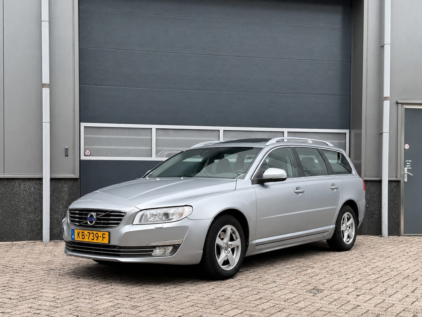 Volvo V70 2.0 D4 Polar+ bj.2016 Autom|Navi|Leder|Trekh|Nap.