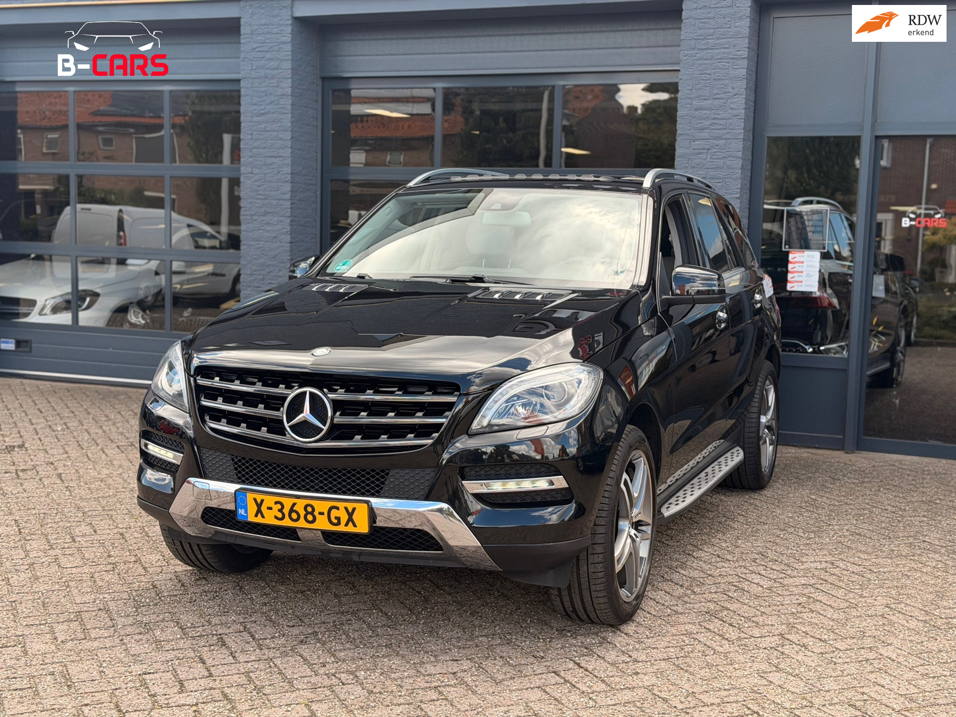 Mercedes-Benz M-Klasse 350 Amg|Pano|H&K|Leer|Camera|Nap!!