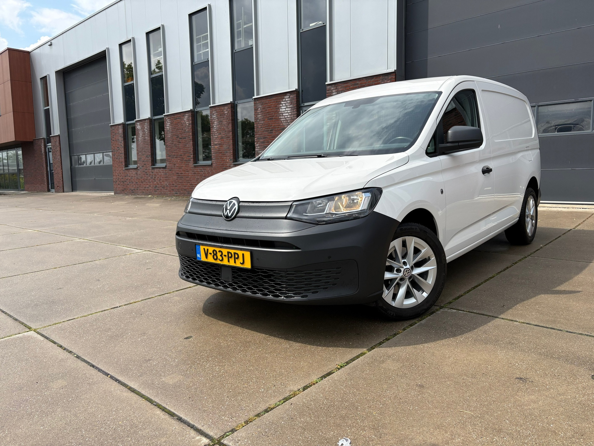 Volkswagen Caddy Cargo Maxi 1.5 TSI Style, Benzine, Automaat, Cruise control, Camera, Climat, Highline