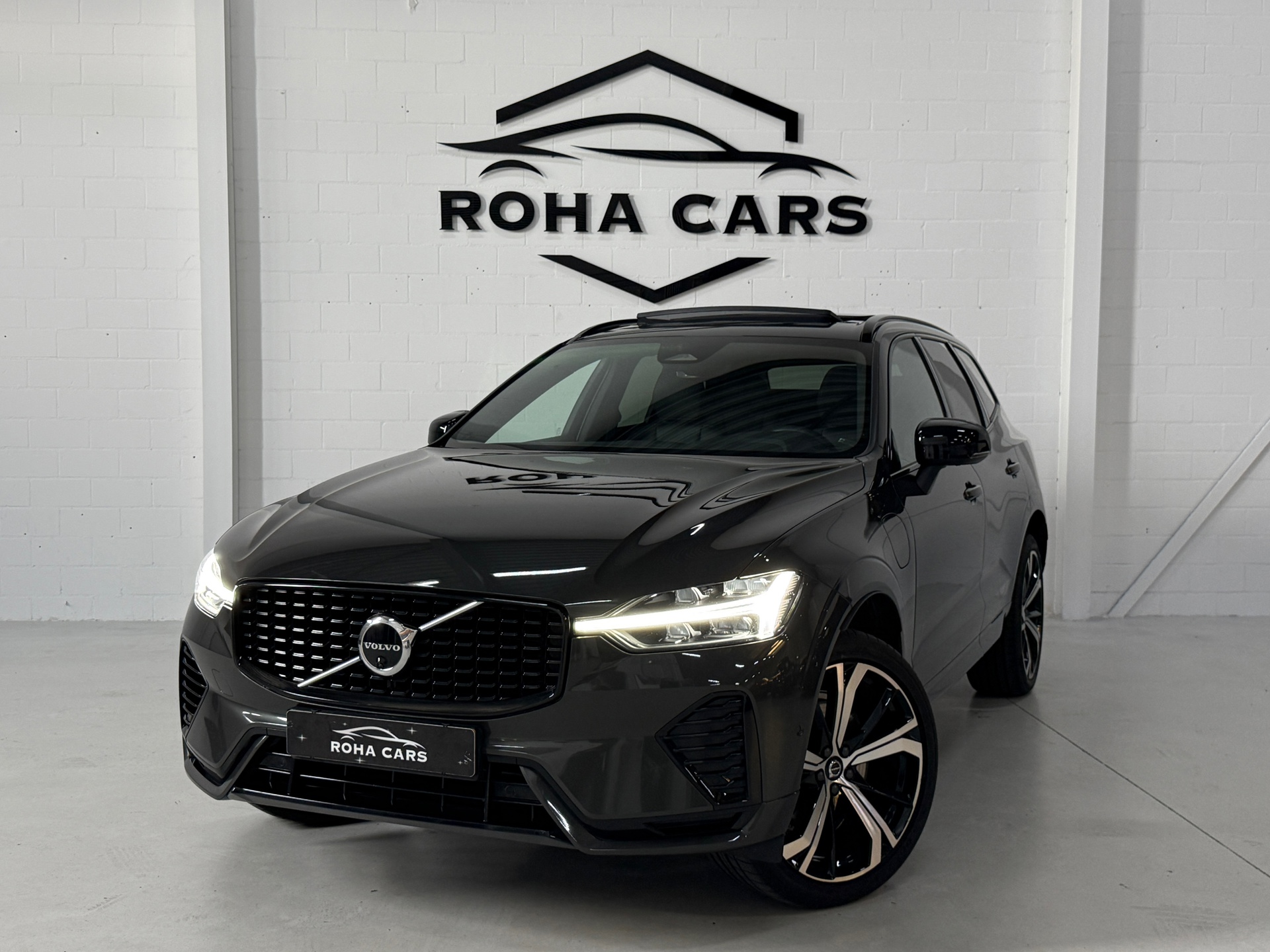 Volvo XC60 2.0 T6 Plug-in hybrid AWD Plus Bright*360 Camera*stoelverwarming*Pano*BOMVOL*