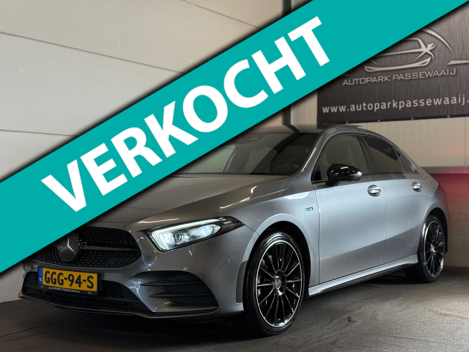 Mercedes-Benz A-Klasse 250e AMG BTW, Pano, Apple Carplay, ACC, Burmester, Elek Stoelen met Memory, 360° Camera, Keyless, Airco