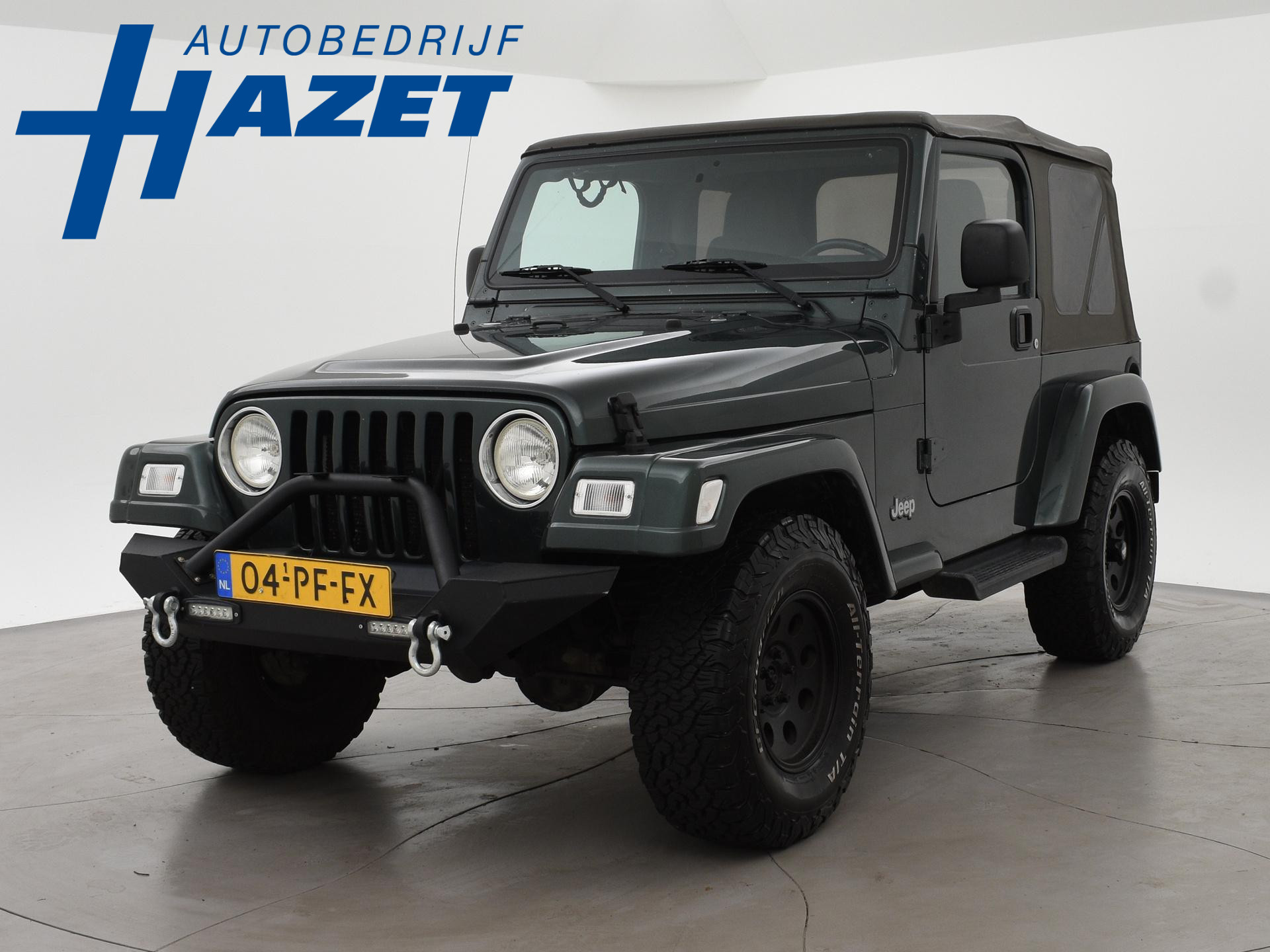Jeep Wrangler 4.0i 6-CILINDER 4X4 SOFTTOP SAHARA