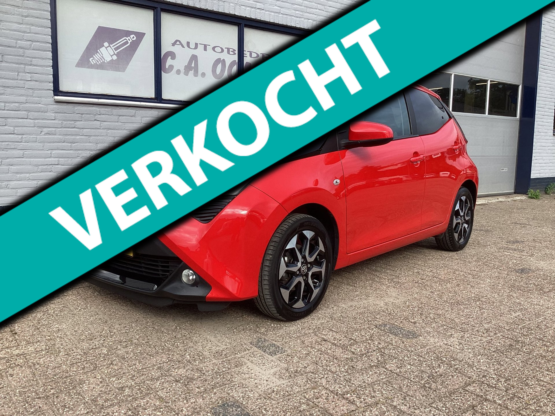 Toyota Aygo 1.0 VVT-i AUTOMAAT x-joy Airco Ecc Lm Velgen Achteruitrijcamera Groot scherm