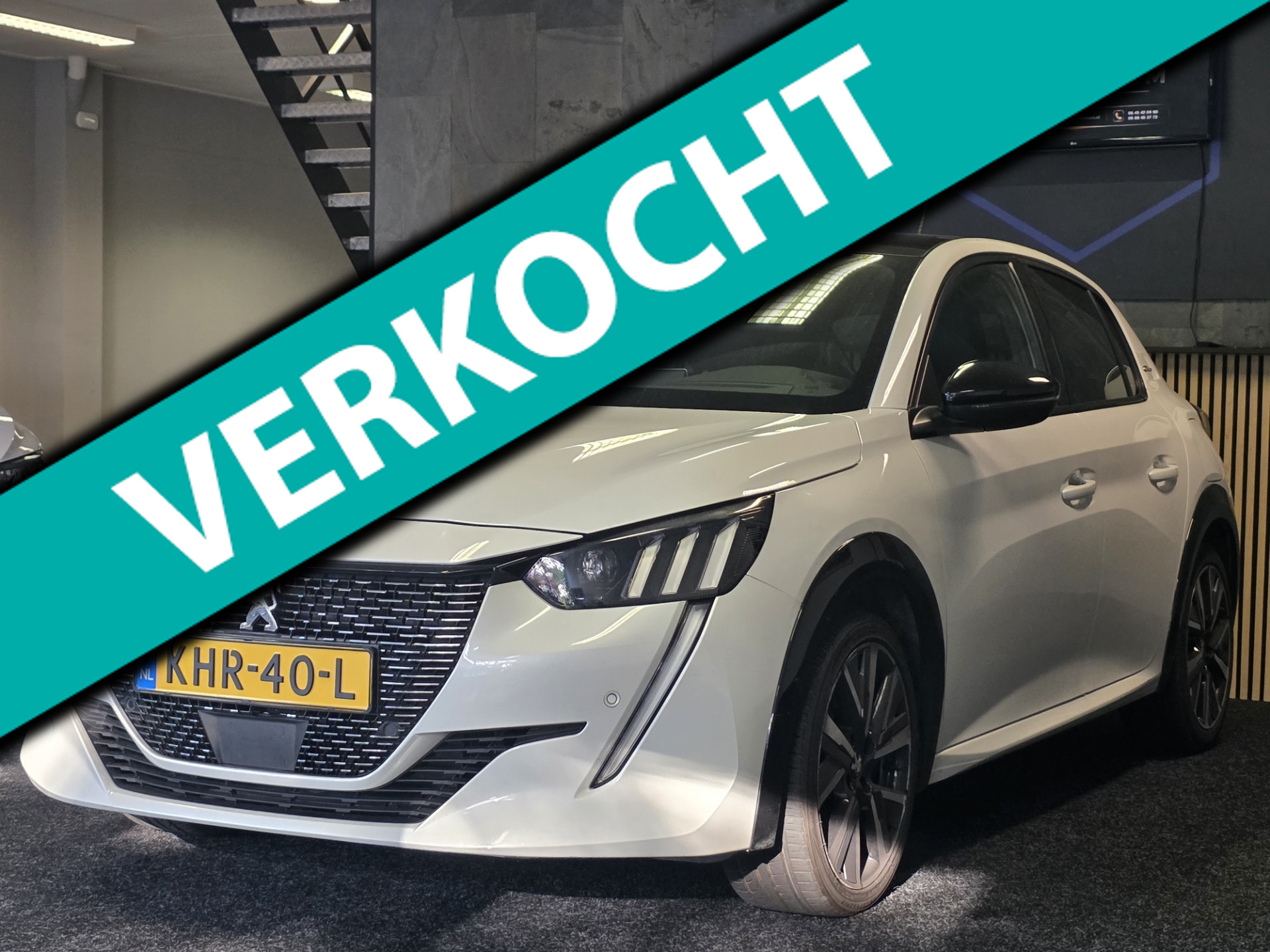 Peugeot 208 1.2 PureTech GT-Line 131PK Carplay-Android / Panorama / Camera / Automaat