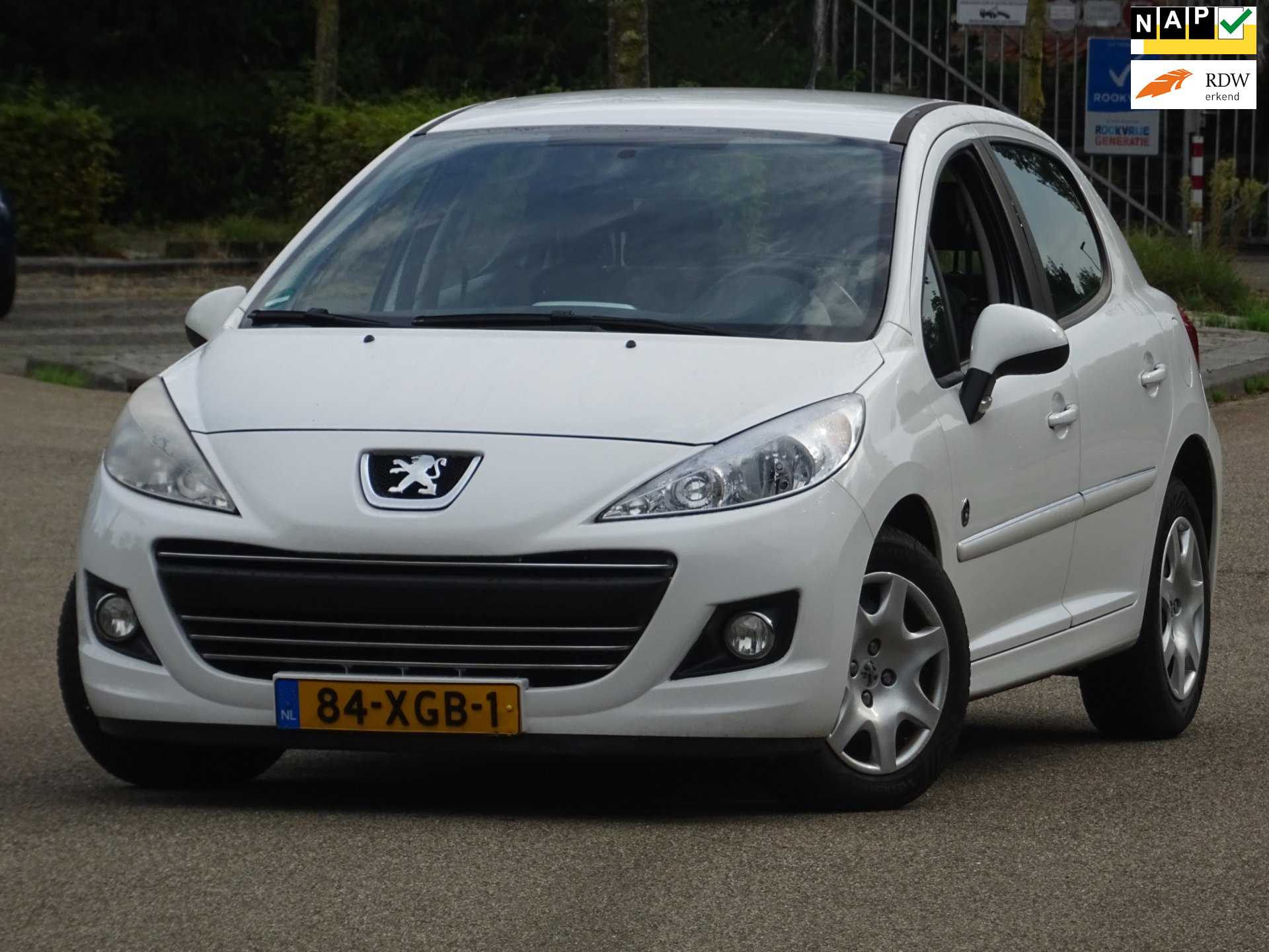 Peugeot 207 !!GERESERVEERD!!