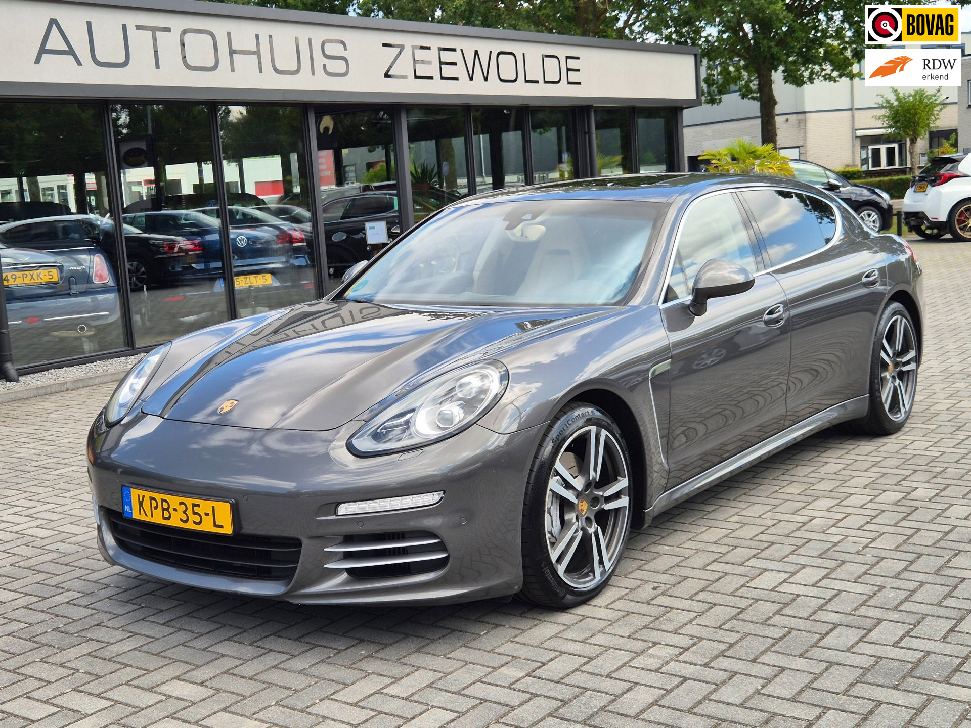 Porsche Panamera 3.0 4S Executive I chrono I schuifdak I luchtvering