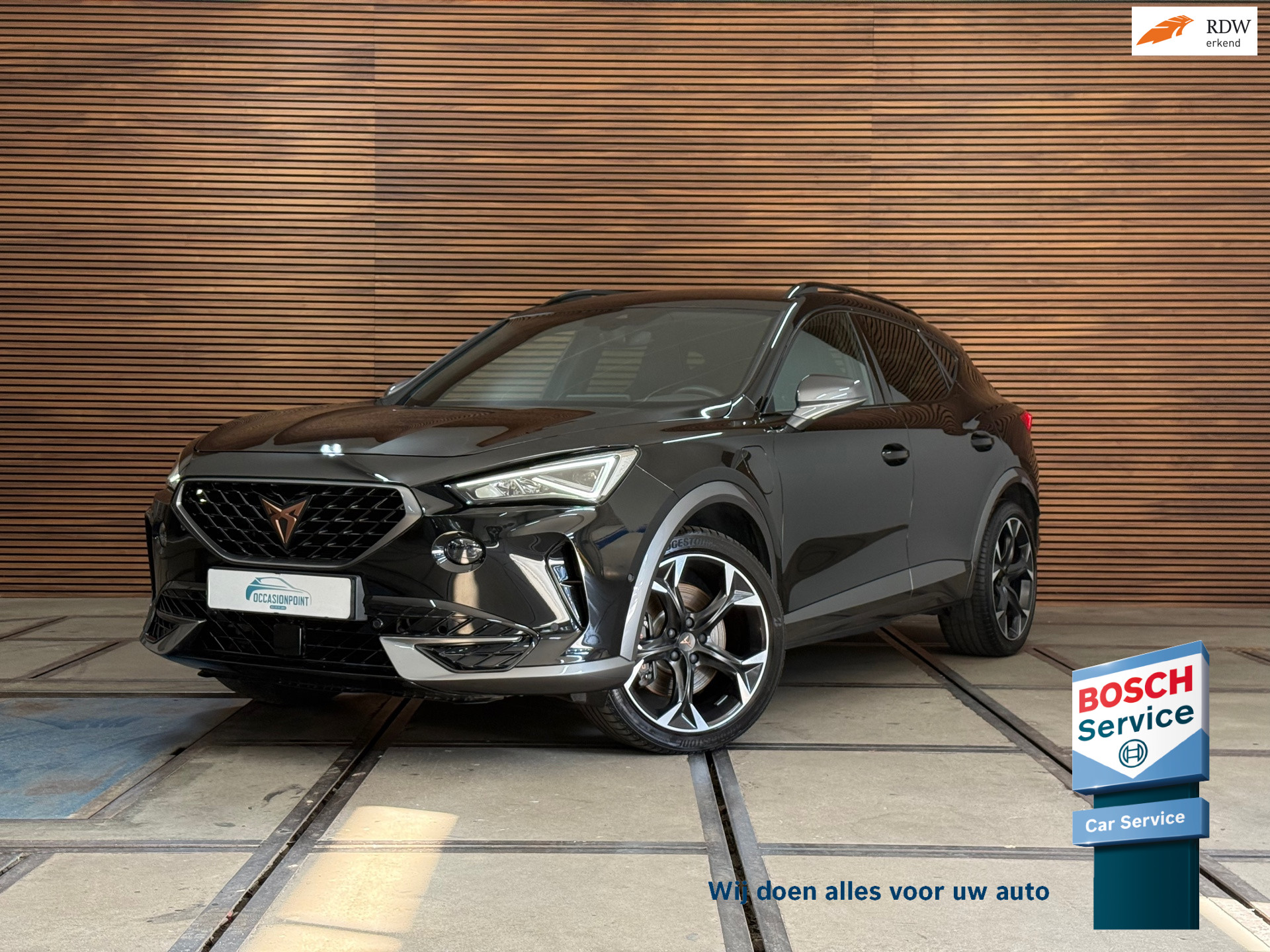 CUPRA Formentor 1.4 e-Hybrid VZ Performance | 245PK | 19” |CAMERA | CARPLAY | MATRIX LED |WINTERPACK | KUIPSTOELEN