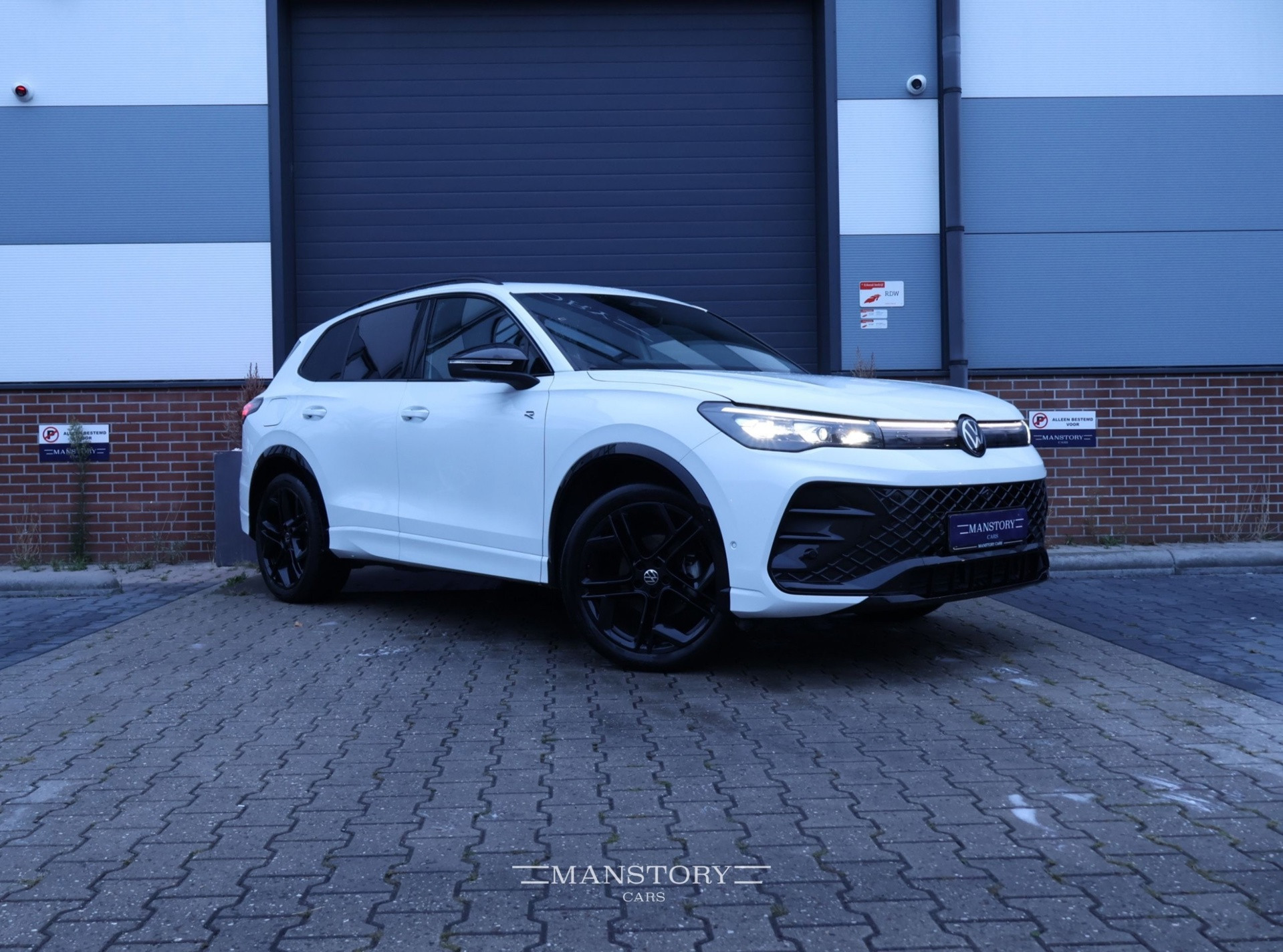 Volkswagen Tiguan 1.5 eTSI R-Line Edition