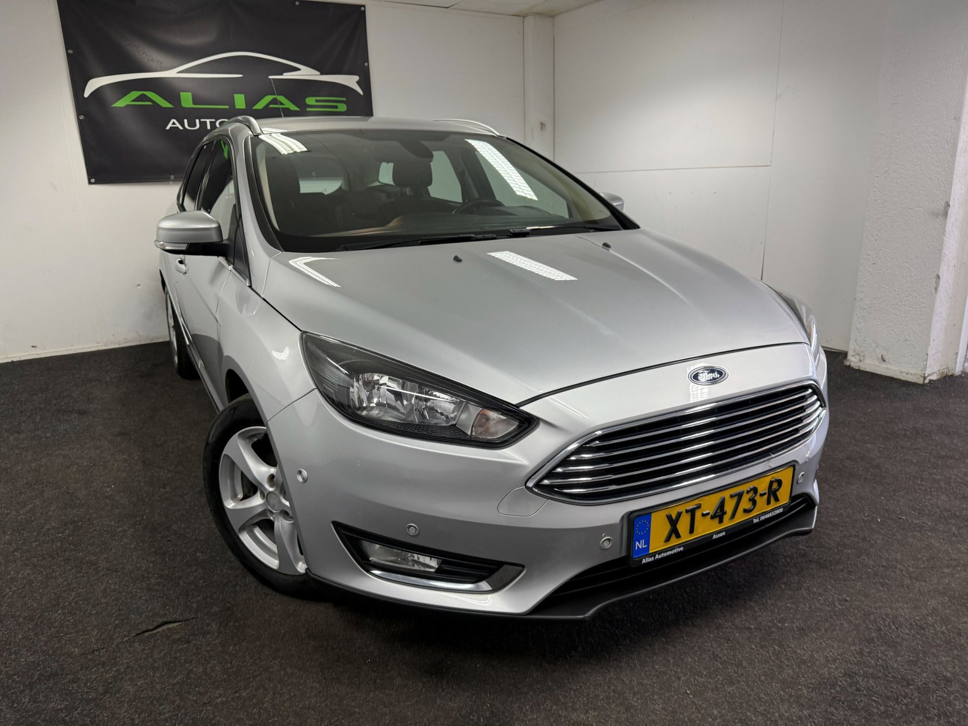 Ford FOCUS Wagon 1.0 Trend Edition – Carplay – Navi – Stuurverwarming – PDC – APK 2027