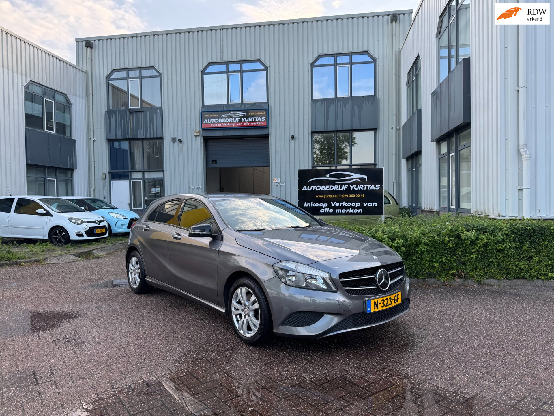 Mercedes-Benz A-Klasse 180 Ambition APPLE CARPLAY!!