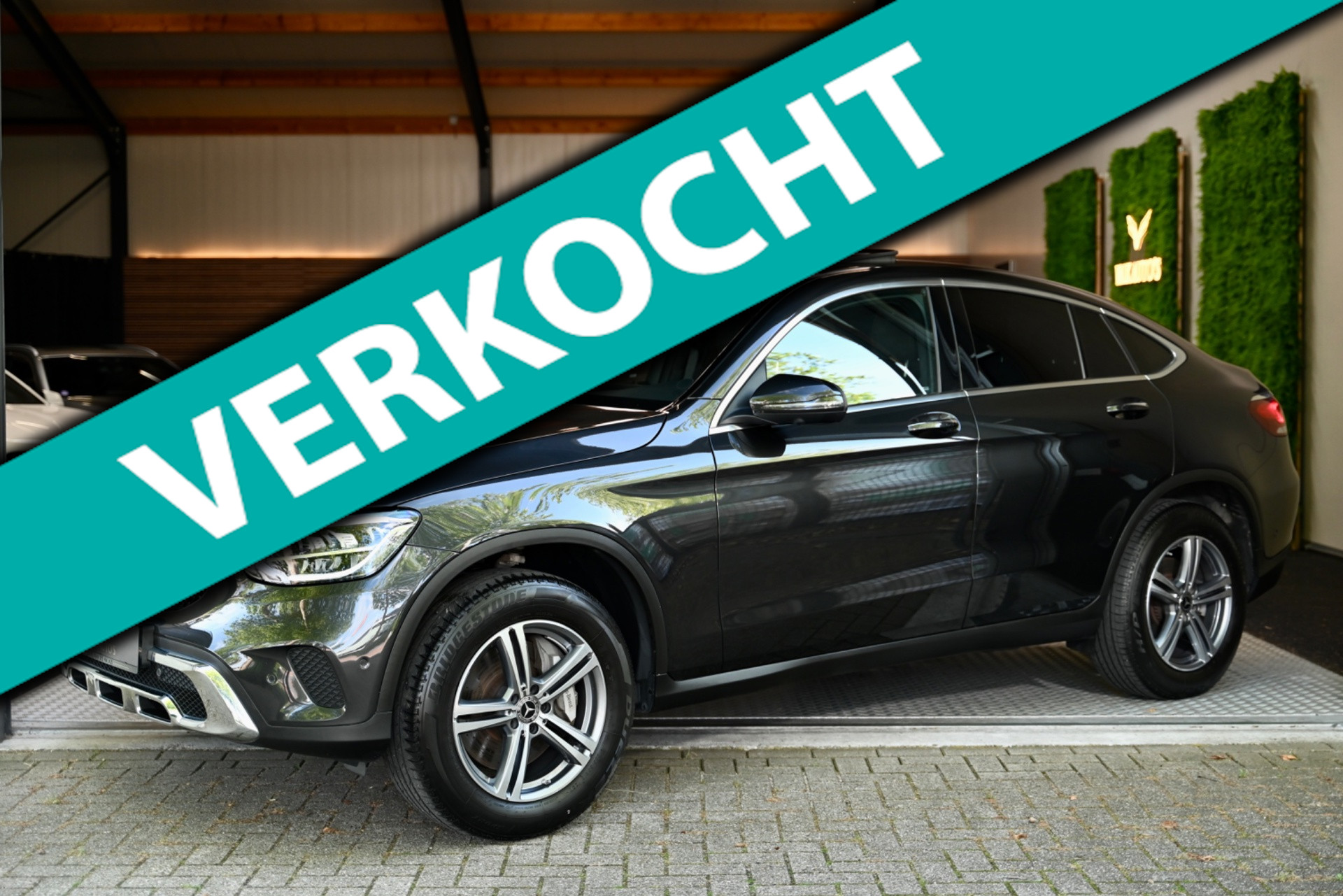Mercedes-Benz GLC Coupé 300e 4MATIC – Distronic+ – 360 Camera – Memory – El. Trekhaak – Keyless Entry – Leer –