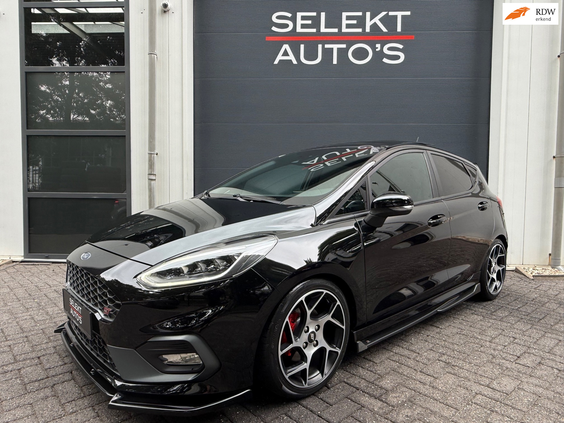 Ford Fiesta 1.5 EcoBoost ST-3 Performance 200 Pk Pano/Launch Control/Recaro/18 Inch/LED/ACC/Sperdiff/Milltek/Maxton/Apk 07-2027
