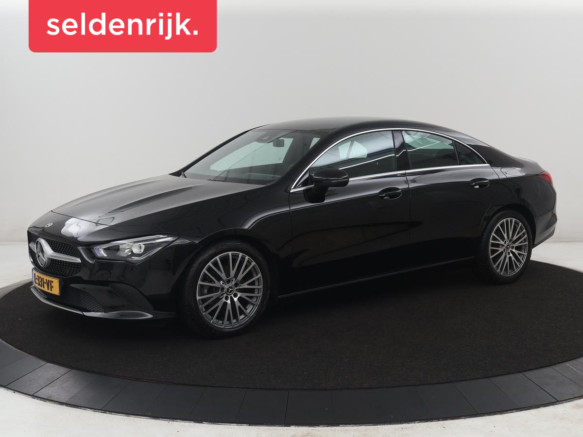 Mercedes-Benz CLA-Klasse 180 Business Solution Luxury | Leder | Stoelverwarming | Cruise control |