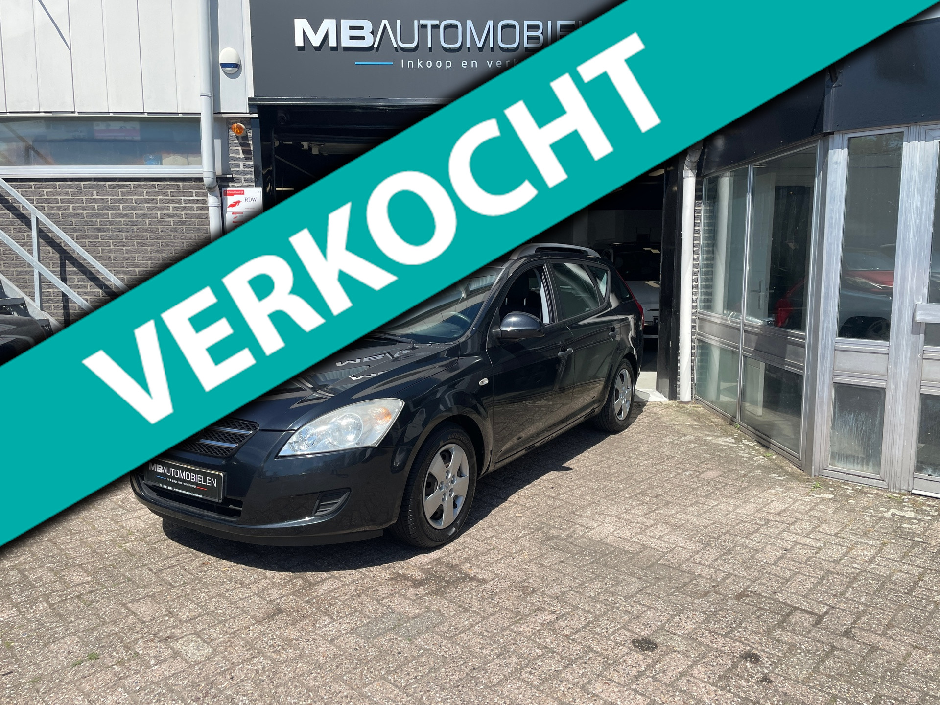 Kia cee’d Sporty Wagon 1.6 X-tra/Zwart/Apk/Airco/Trekhaak/NAP/1e eigenaar/124DKM!