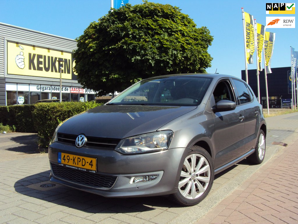 Volkswagen Polo 1.4-16V Highline
