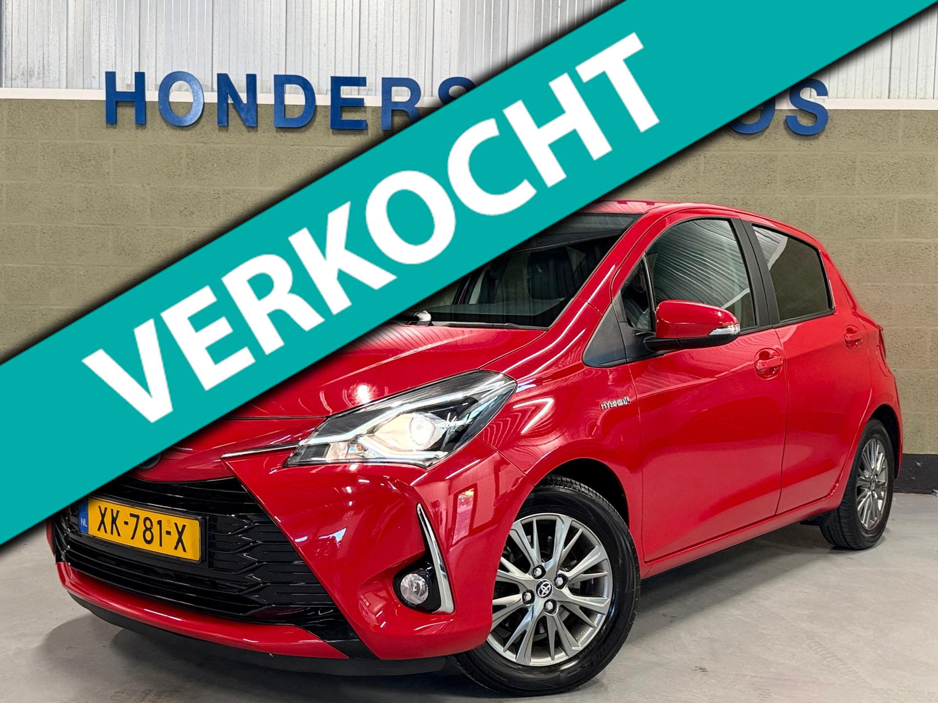 Toyota Yaris 1.5 Hybrid Dynamic | KEY-LESS | ORIG.NL NAP | CAMERA | CRUISECONTROL | BLUETOOTH | LM VELG | NAVIGATIE | ELK. RAMEN