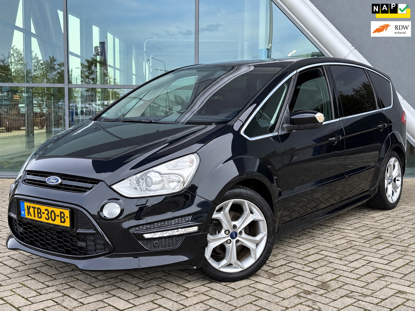 Ford S-Max 2.0 EcoBoost Titanium Automaat, Panodak, Camera, Navi, Topstaat!