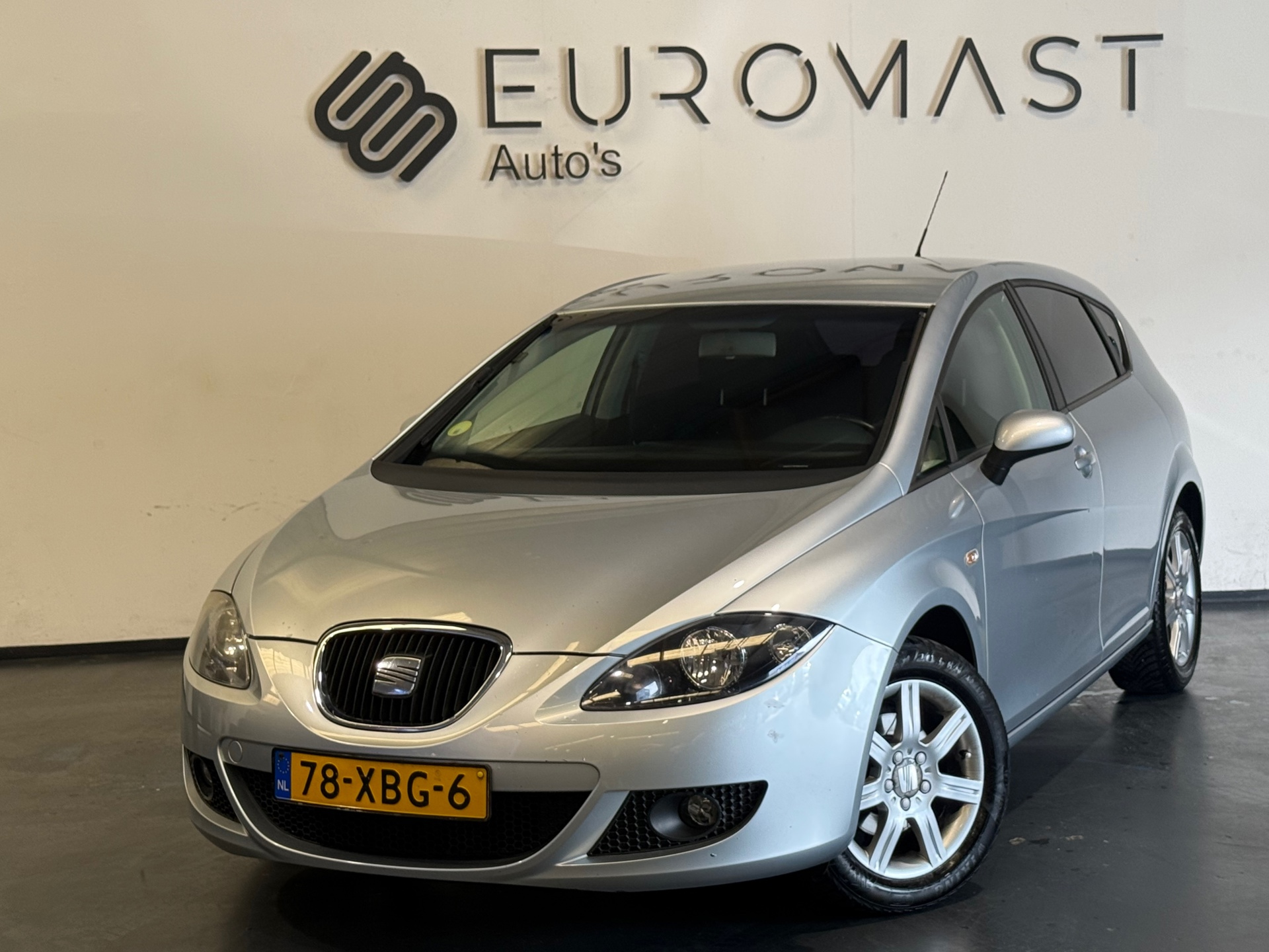 SEAT Leon 1.6 Reference Airco Cruise Trekhaak Nieuwe Apk