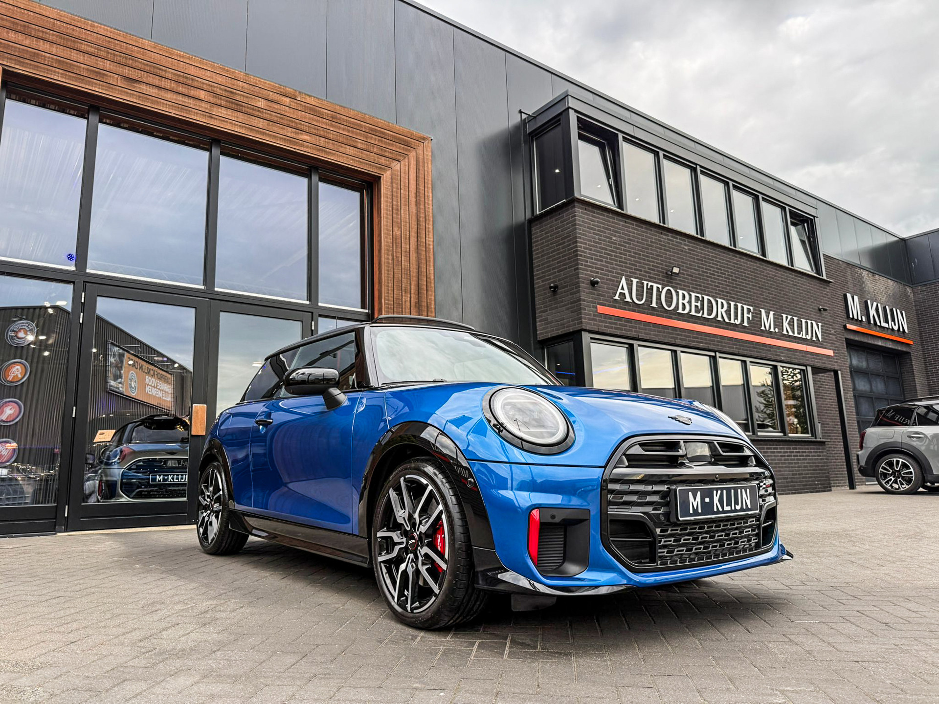 MINI 3-deurs 2.0 JCW John Cooper Works XL F1 aut 231pk/Memory/Pano/Masssage/Hk/Btw