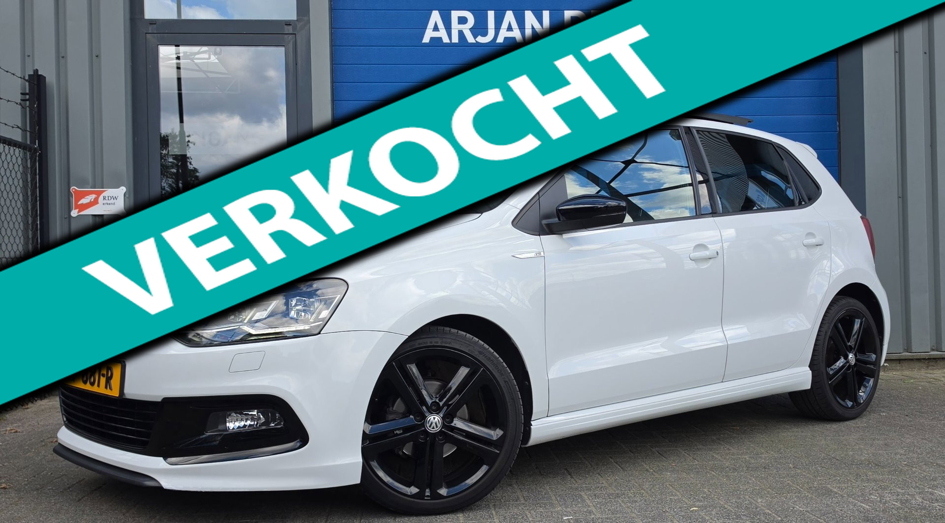 Volkswagen Polo 1.2 TSI R-Line Automaat Panorama Cruise Carplay NAP!