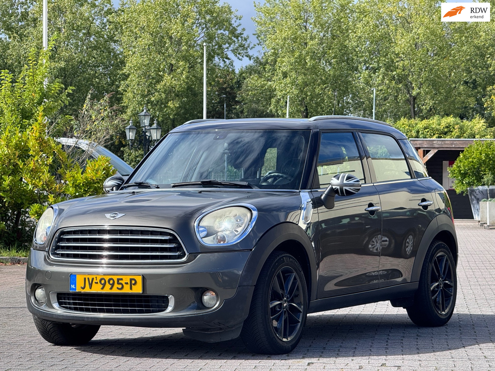 MINI Countryman 1.6 Cooper | APK 29-06-2027 | Leder | Xenon | Parkeersensor | Stoelverwarming | Climate Control |