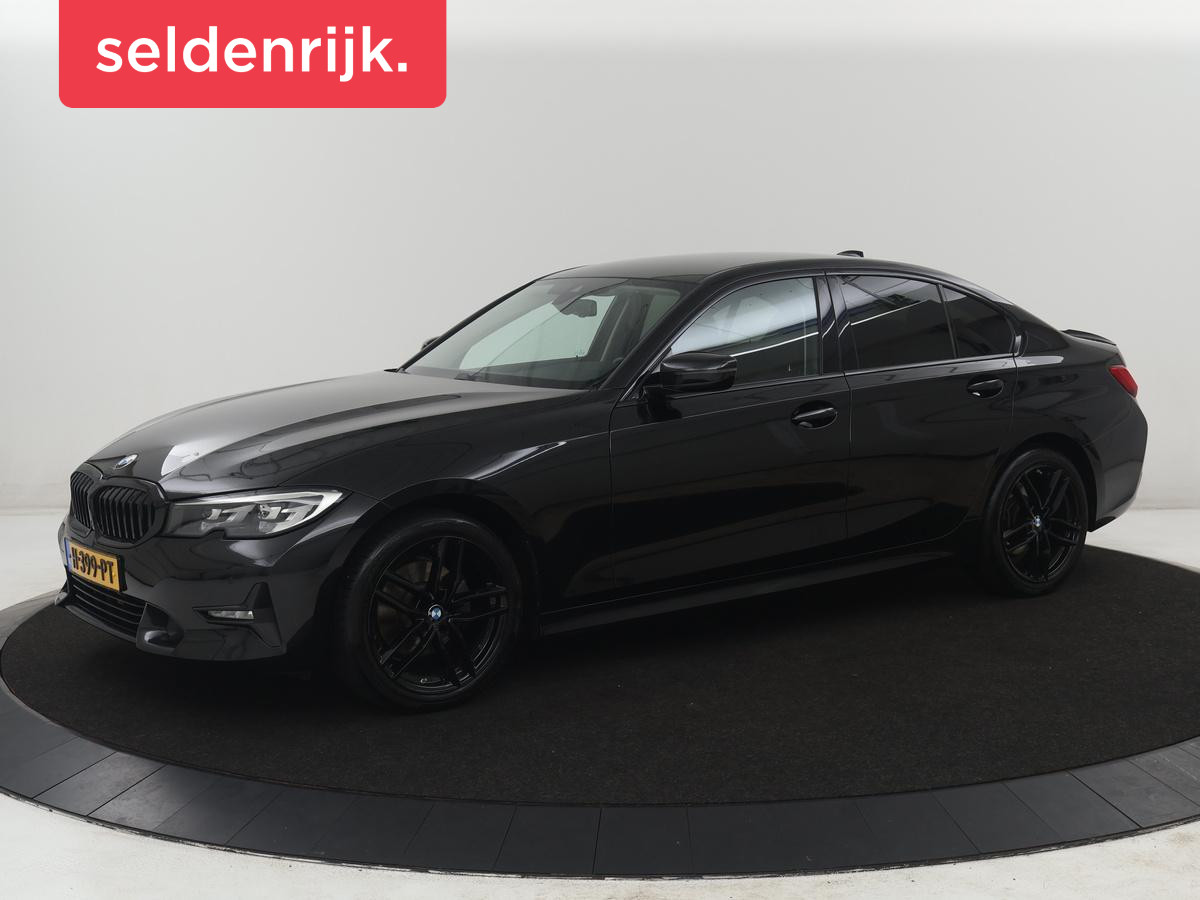 BMW 3-serie 320i Executive Edition | Half leder | Cruise control | Navigatie |