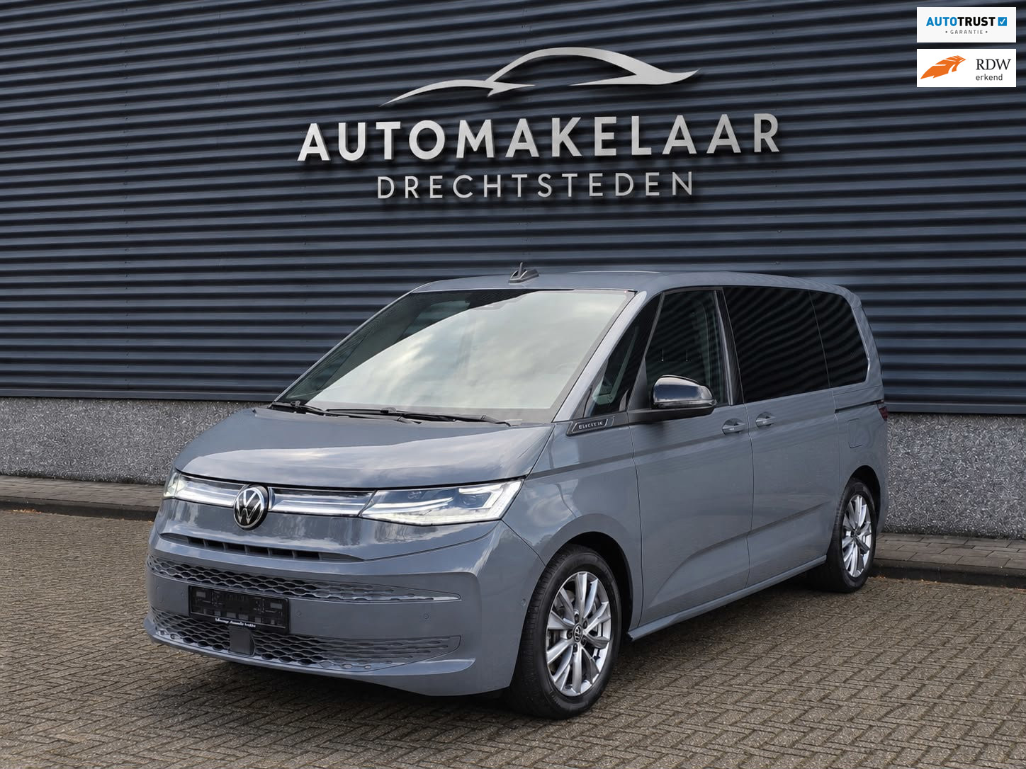 Volkswagen Multivan 1.4 eHybrid L1H1 Business 6-zits/Pano/DSG/ Elektrische deuren/Trekhaak………………